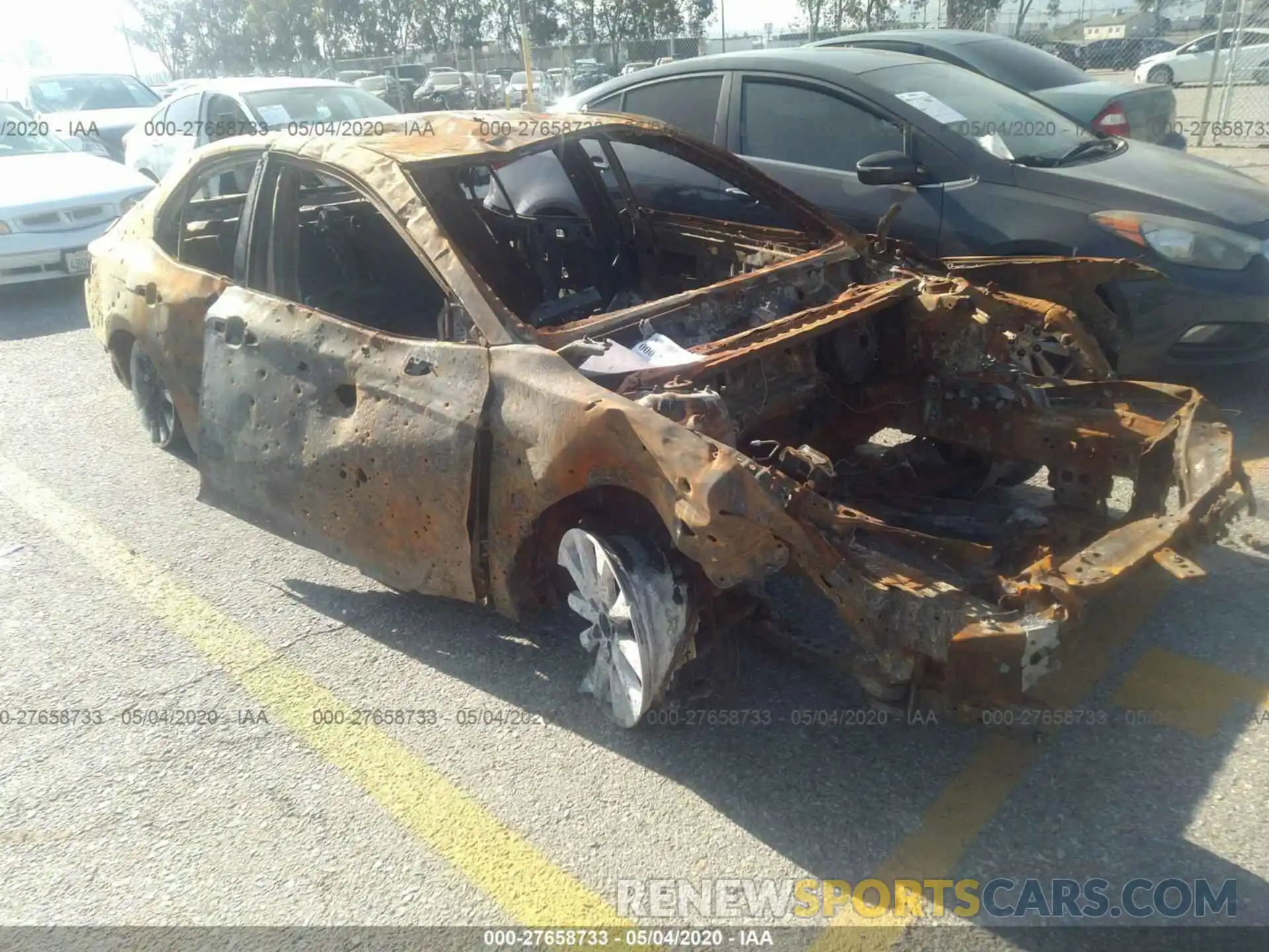 1 Photograph of a damaged car 4T1B11HK2KU797456 TOYOTA CAMRY 2019