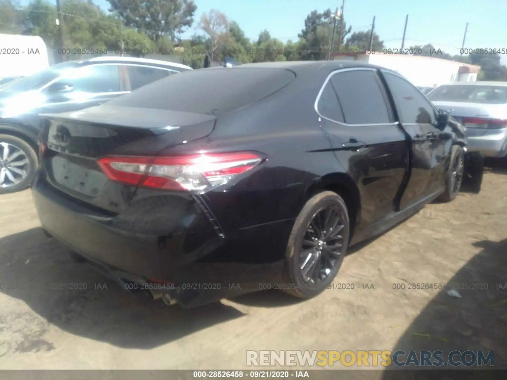 4 Photograph of a damaged car 4T1B11HK2KU800243 TOYOTA CAMRY 2019