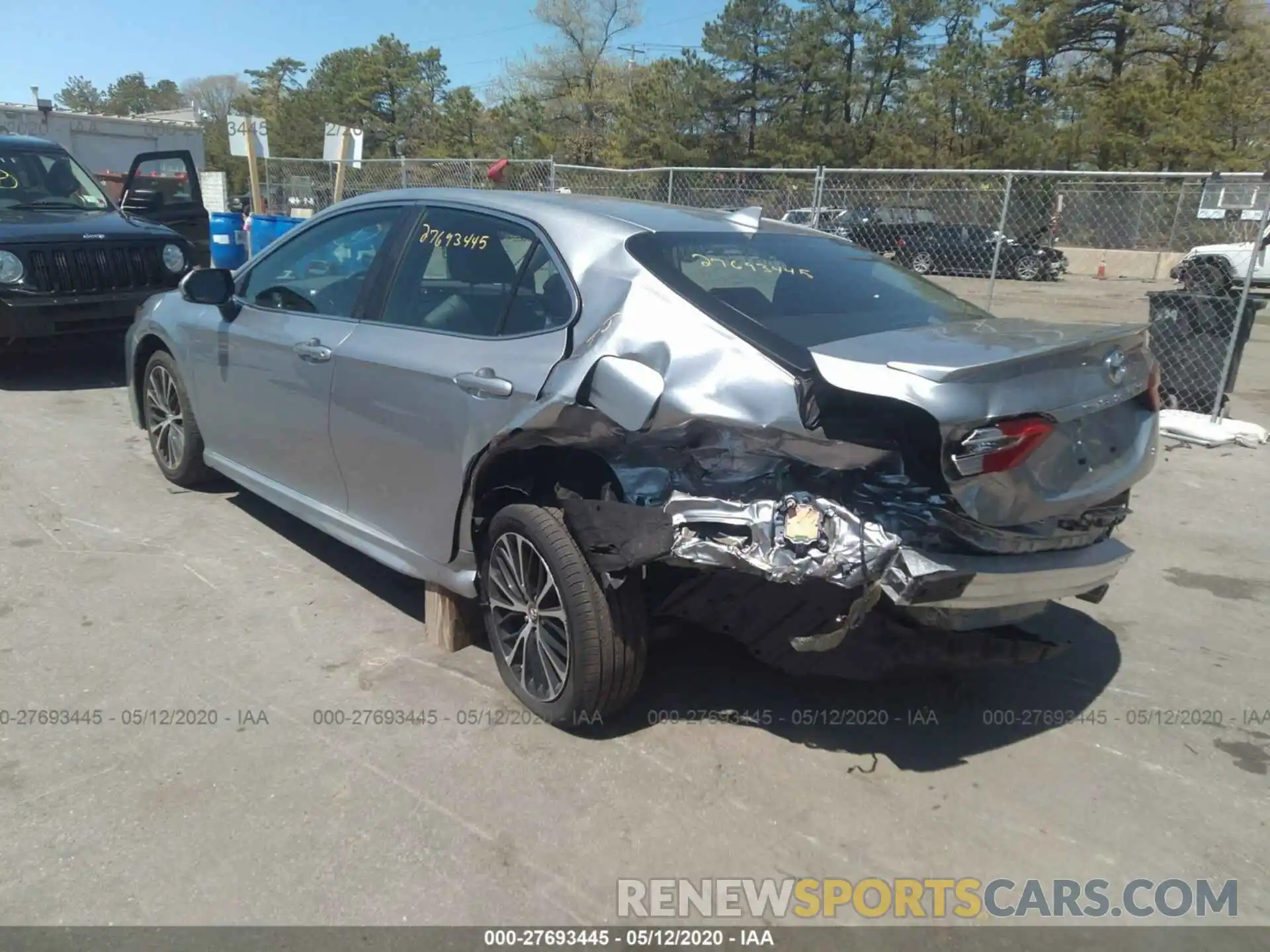 3 Photograph of a damaged car 4T1B11HK2KU800890 TOYOTA CAMRY 2019