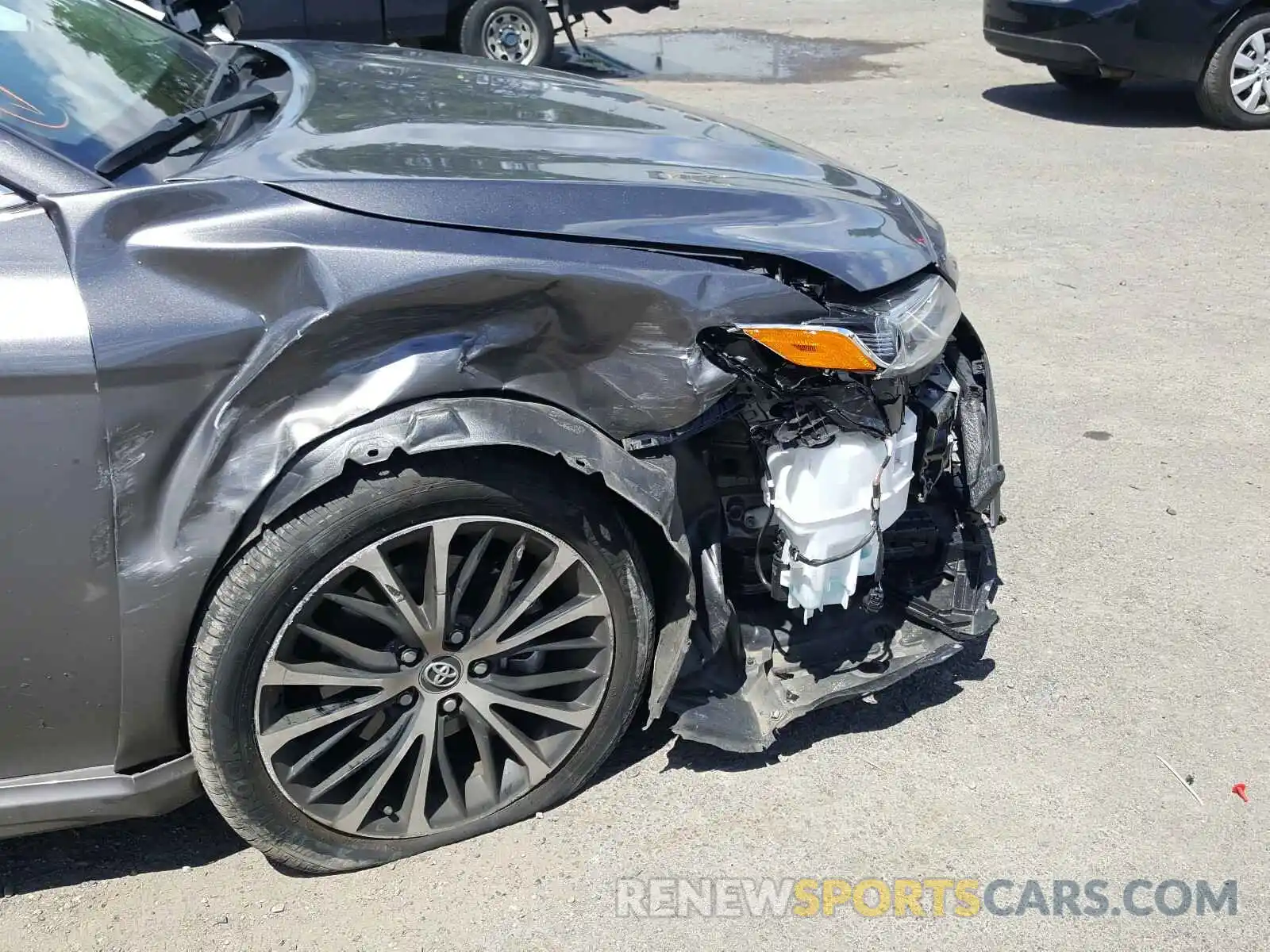 9 Photograph of a damaged car 4T1B11HK2KU801215 TOYOTA CAMRY 2019