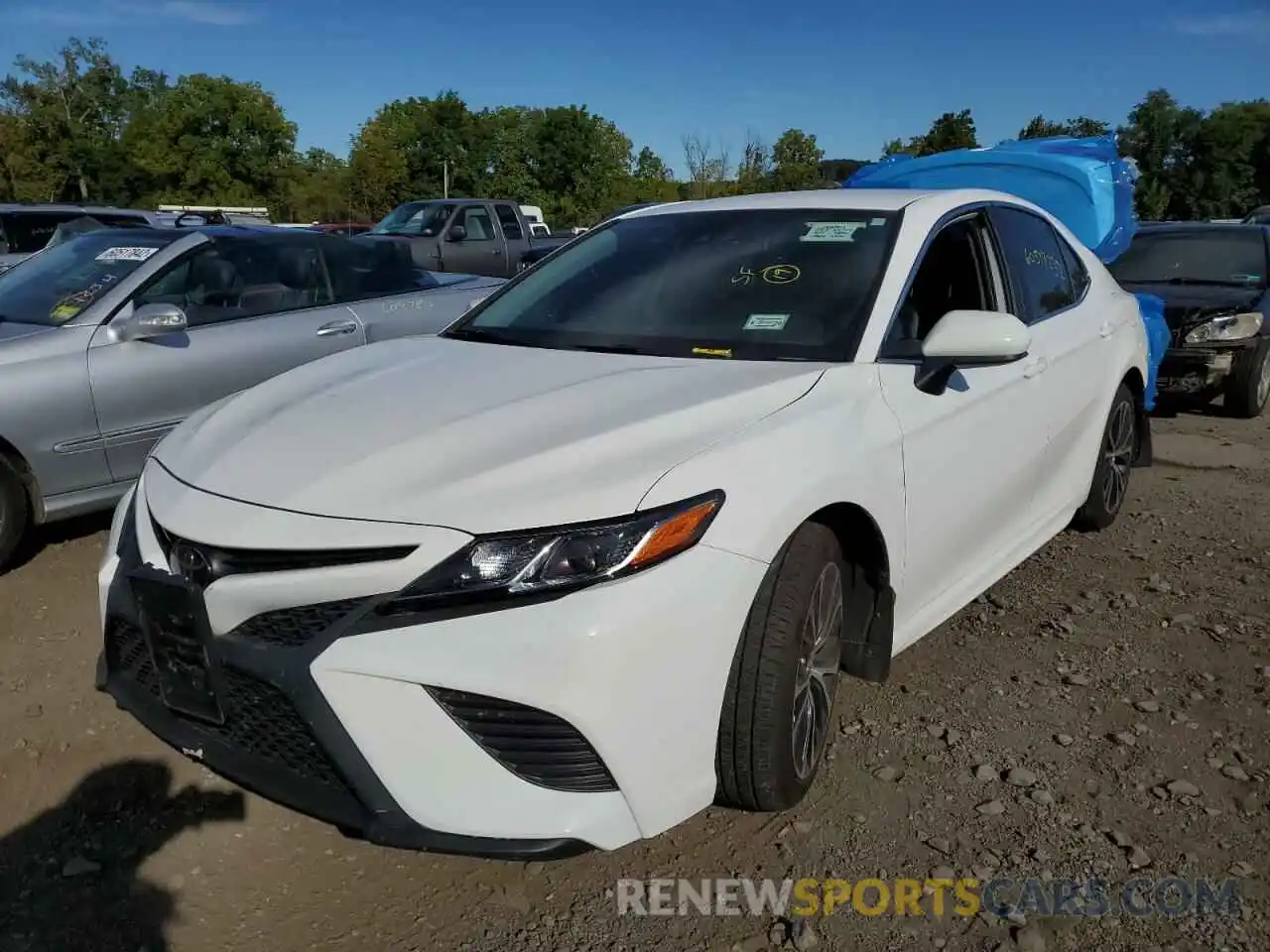 2 Photograph of a damaged car 4T1B11HK2KU801229 TOYOTA CAMRY 2019