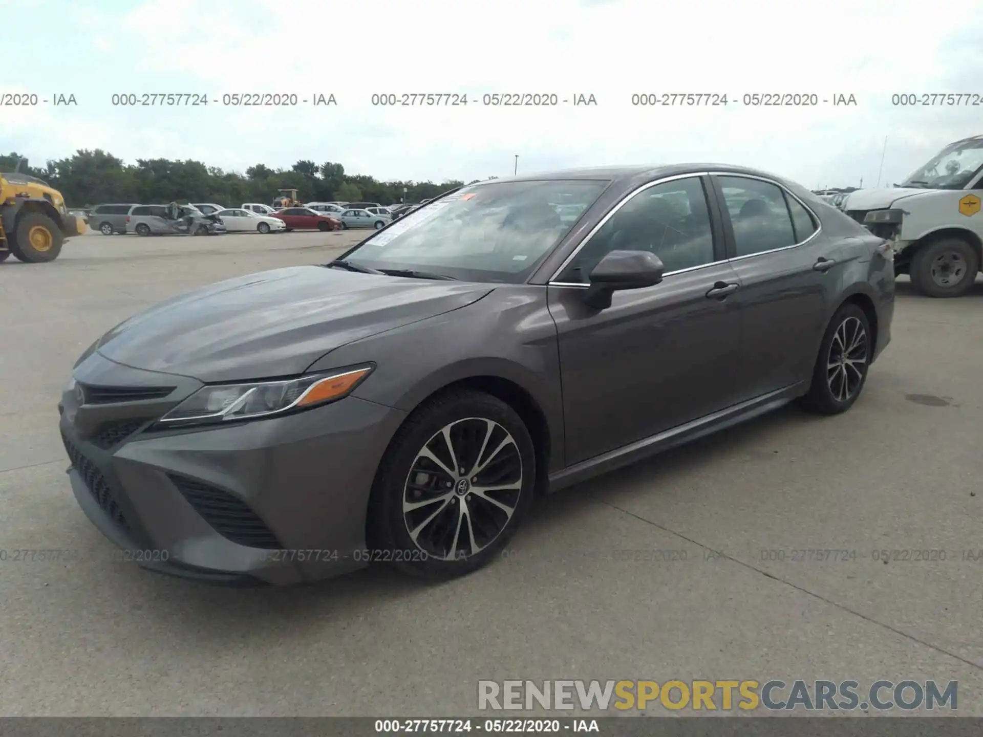 2 Photograph of a damaged car 4T1B11HK2KU801800 TOYOTA CAMRY 2019