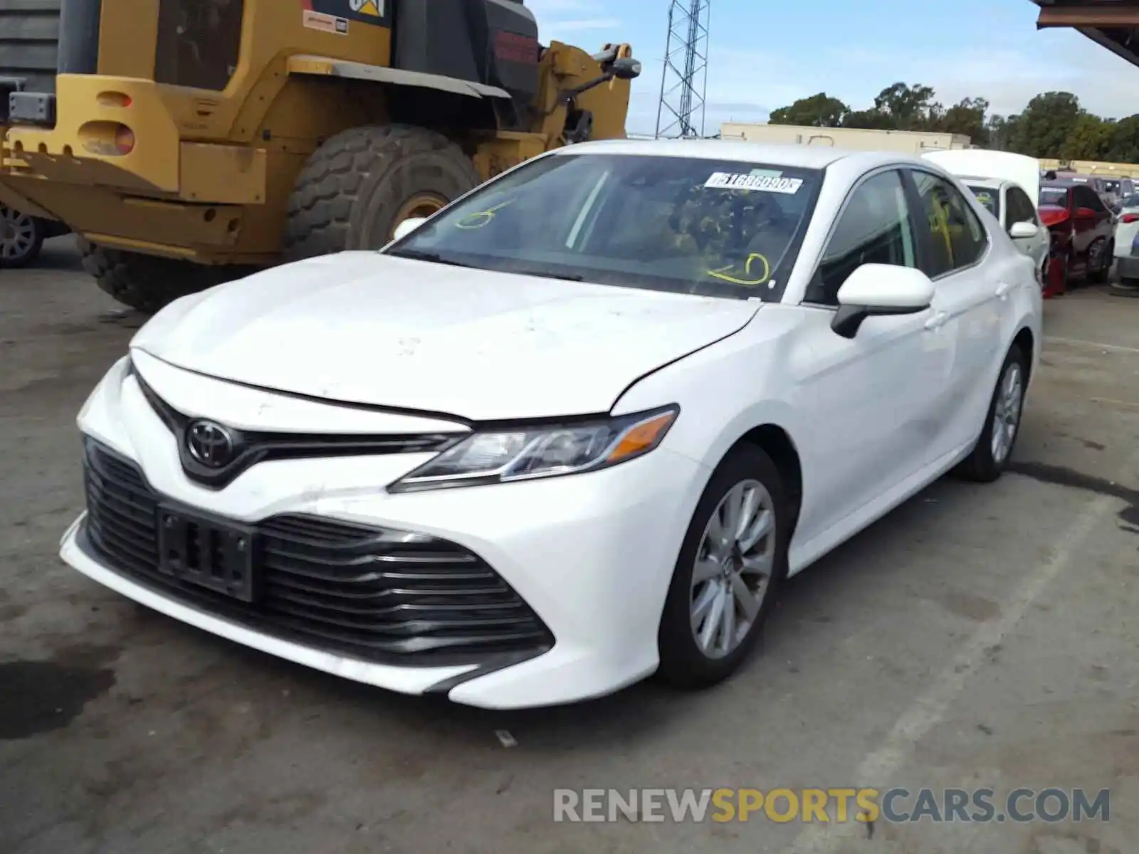 2 Photograph of a damaged car 4T1B11HK2KU801912 TOYOTA CAMRY 2019