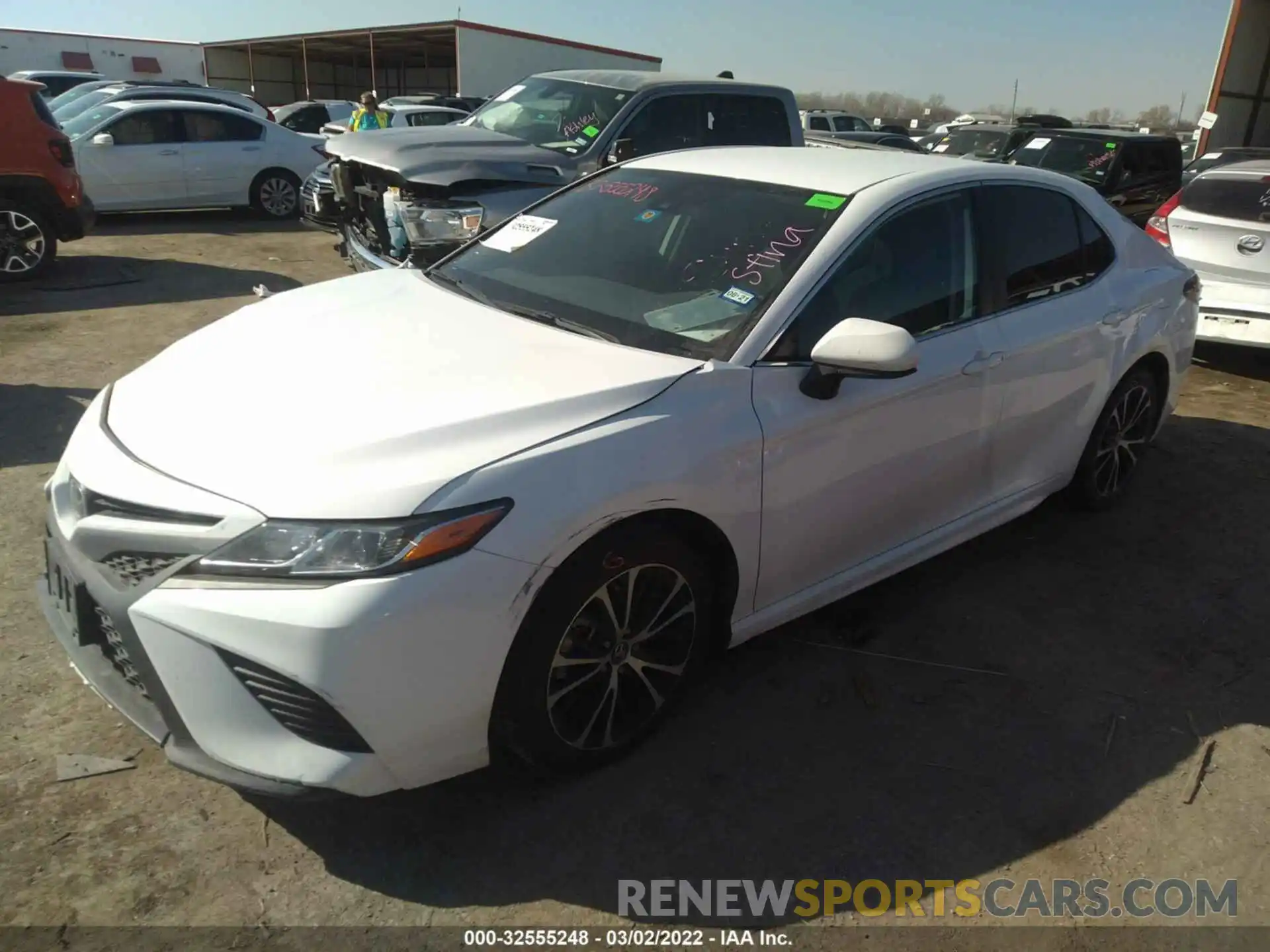 2 Photograph of a damaged car 4T1B11HK2KU804860 TOYOTA CAMRY 2019