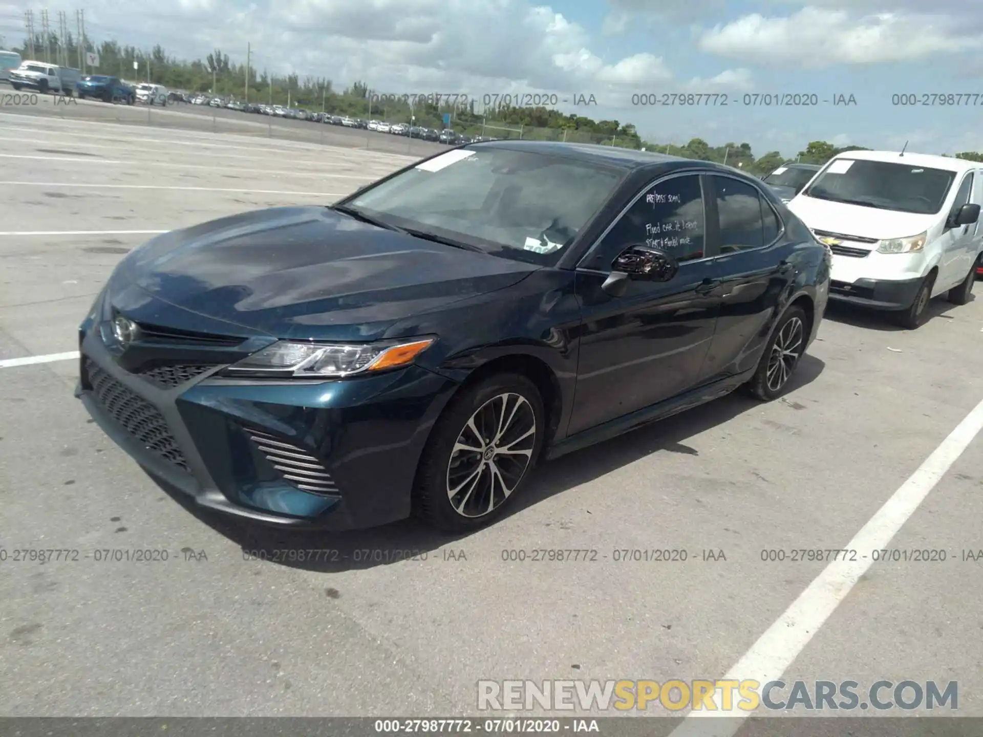 2 Photograph of a damaged car 4T1B11HK2KU805541 TOYOTA CAMRY 2019