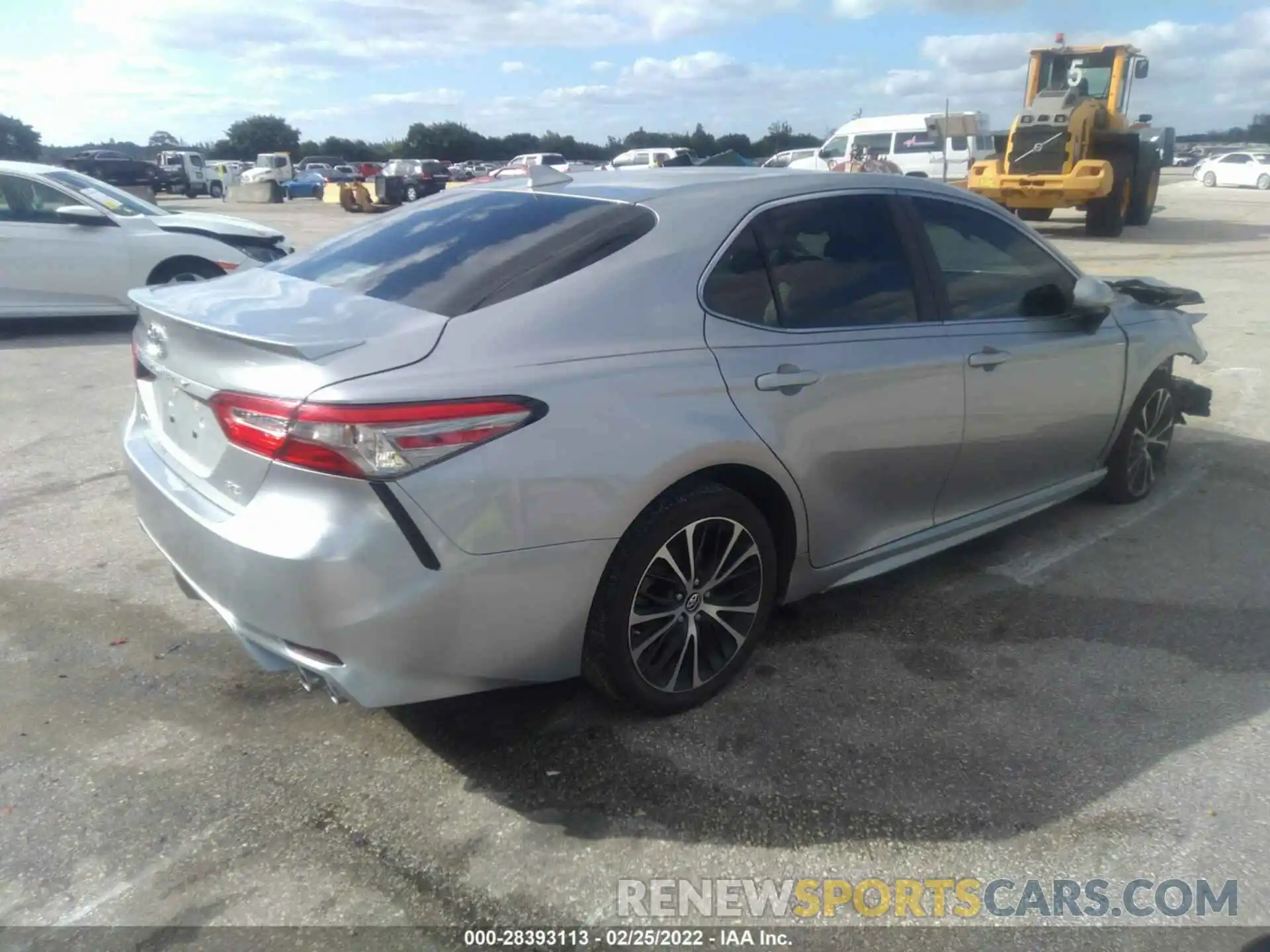 4 Photograph of a damaged car 4T1B11HK2KU807239 TOYOTA CAMRY 2019