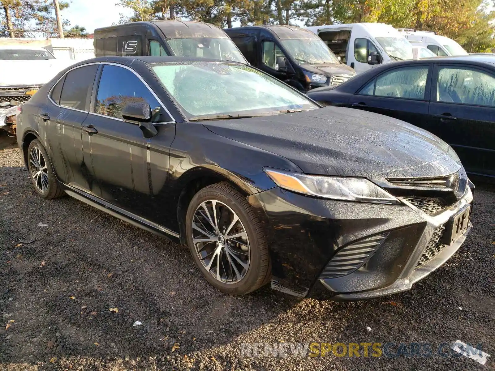 1 Photograph of a damaged car 4T1B11HK2KU809332 TOYOTA CAMRY 2019