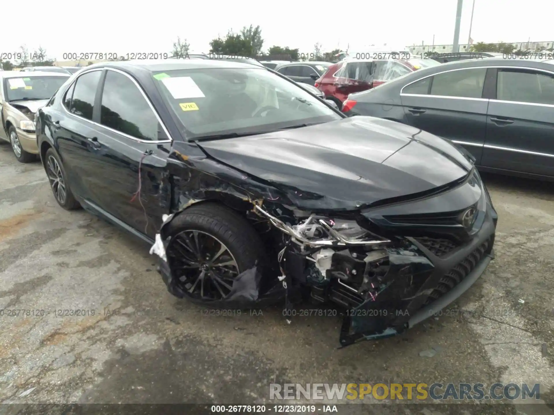 1 Photograph of a damaged car 4T1B11HK2KU810013 TOYOTA CAMRY 2019