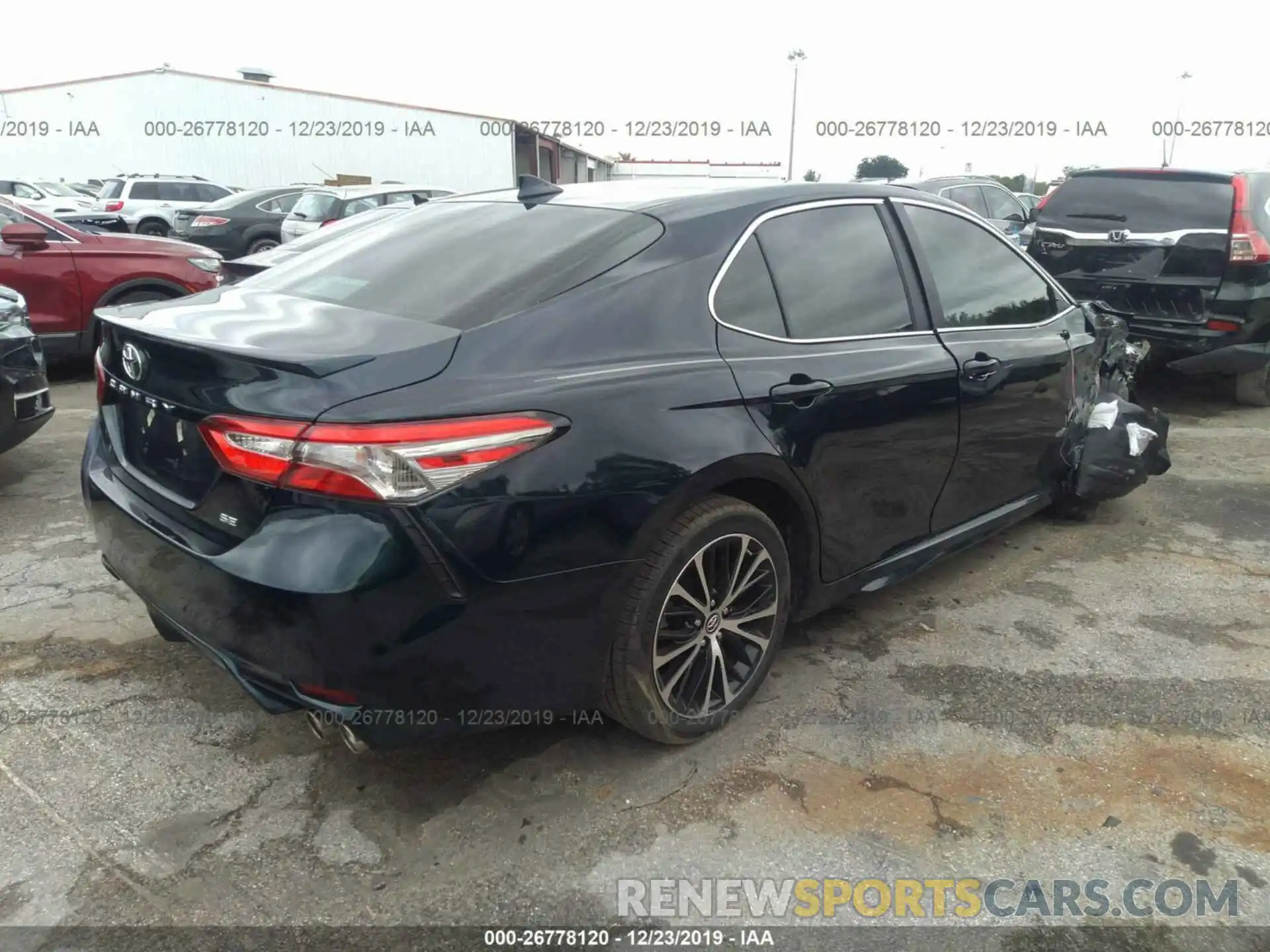 4 Photograph of a damaged car 4T1B11HK2KU810013 TOYOTA CAMRY 2019