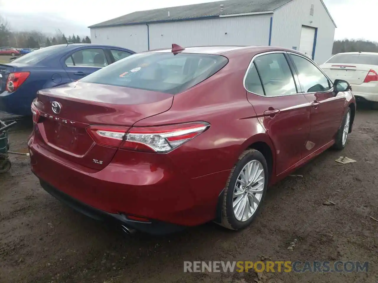 4 Photograph of a damaged car 4T1B11HK2KU810108 TOYOTA CAMRY 2019