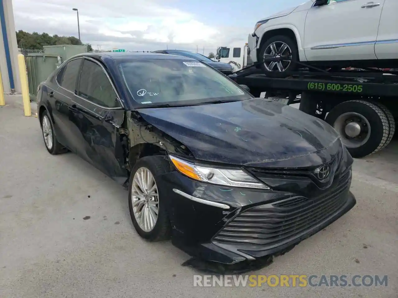 1 Photograph of a damaged car 4T1B11HK2KU811078 TOYOTA CAMRY 2019