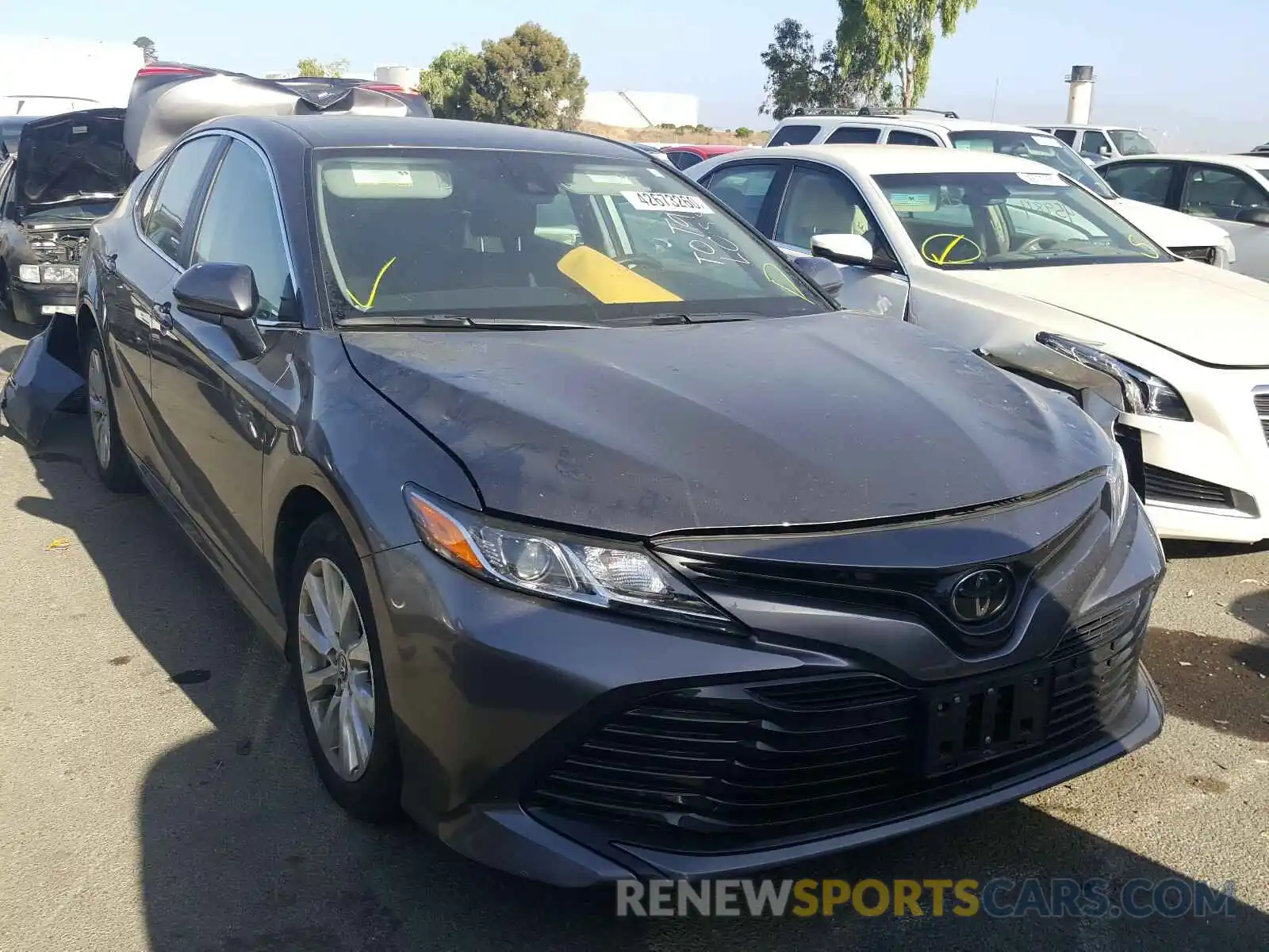 1 Photograph of a damaged car 4T1B11HK2KU812330 TOYOTA CAMRY 2019