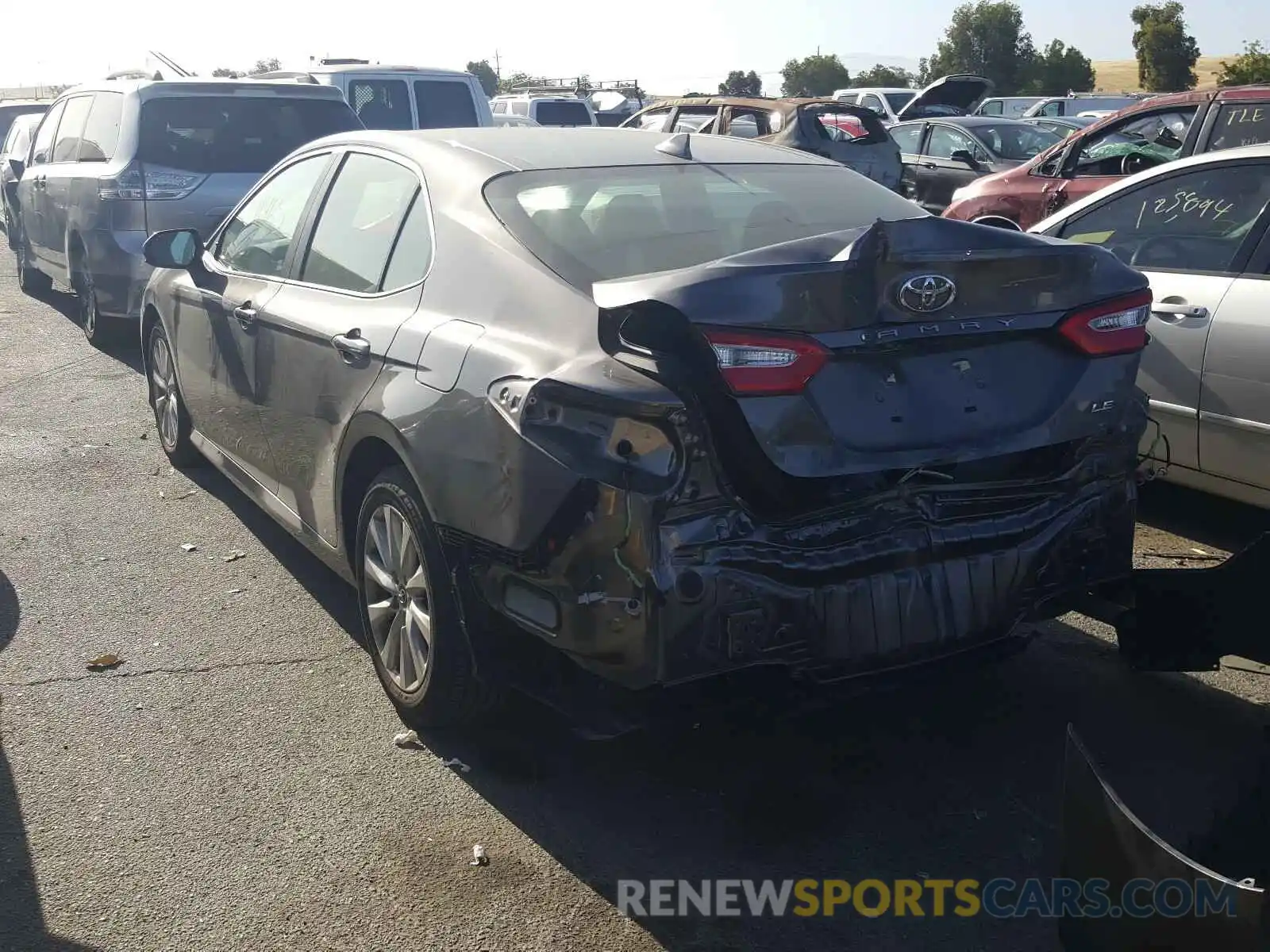 3 Photograph of a damaged car 4T1B11HK2KU812330 TOYOTA CAMRY 2019