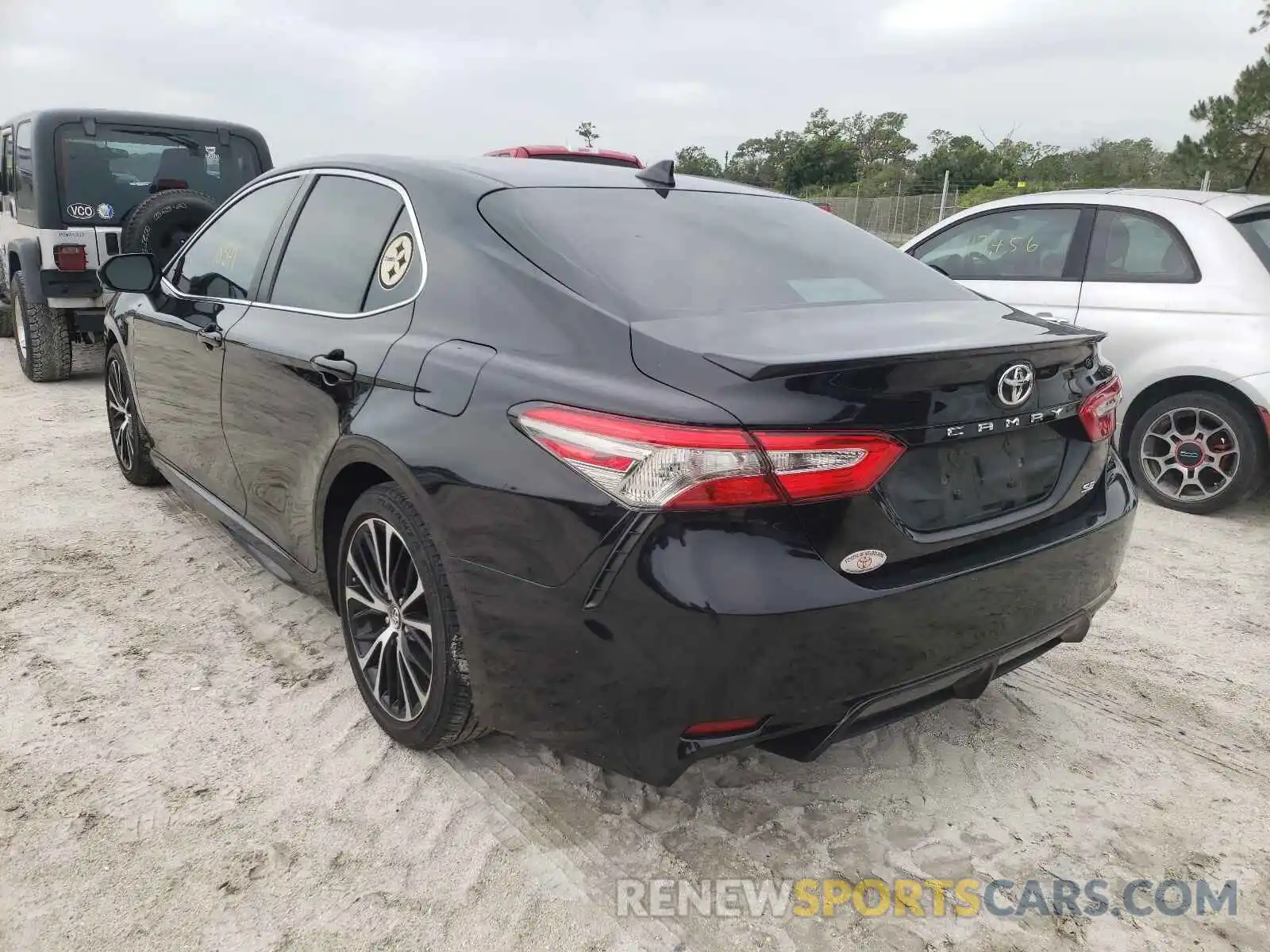 3 Photograph of a damaged car 4T1B11HK2KU814689 TOYOTA CAMRY 2019