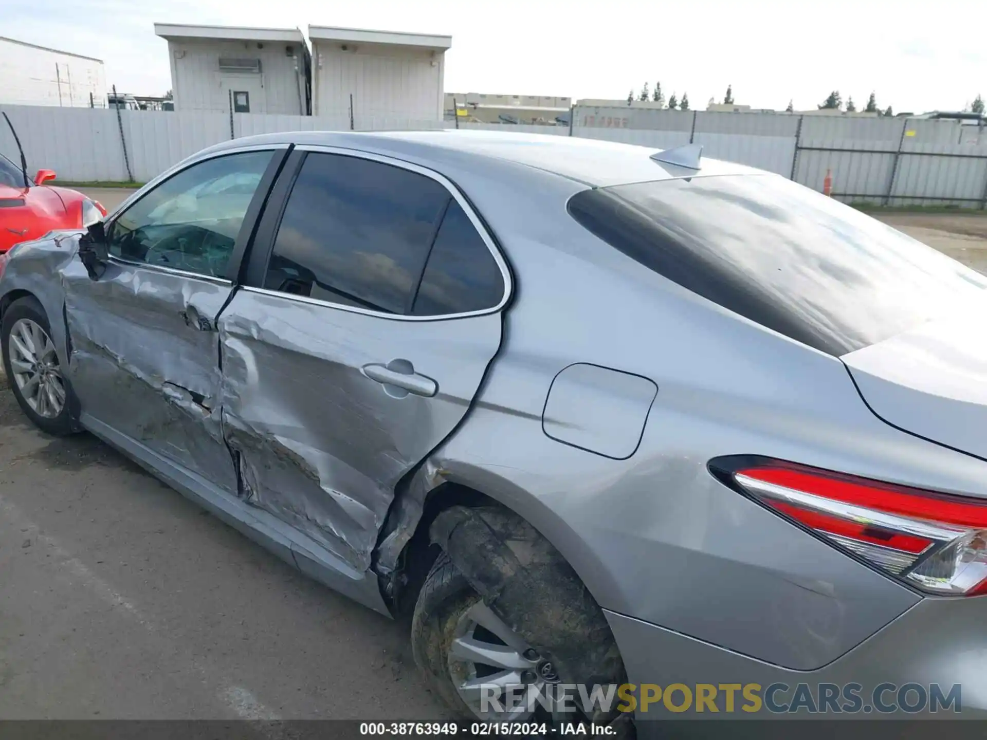 14 Photograph of a damaged car 4T1B11HK2KU815101 TOYOTA CAMRY 2019