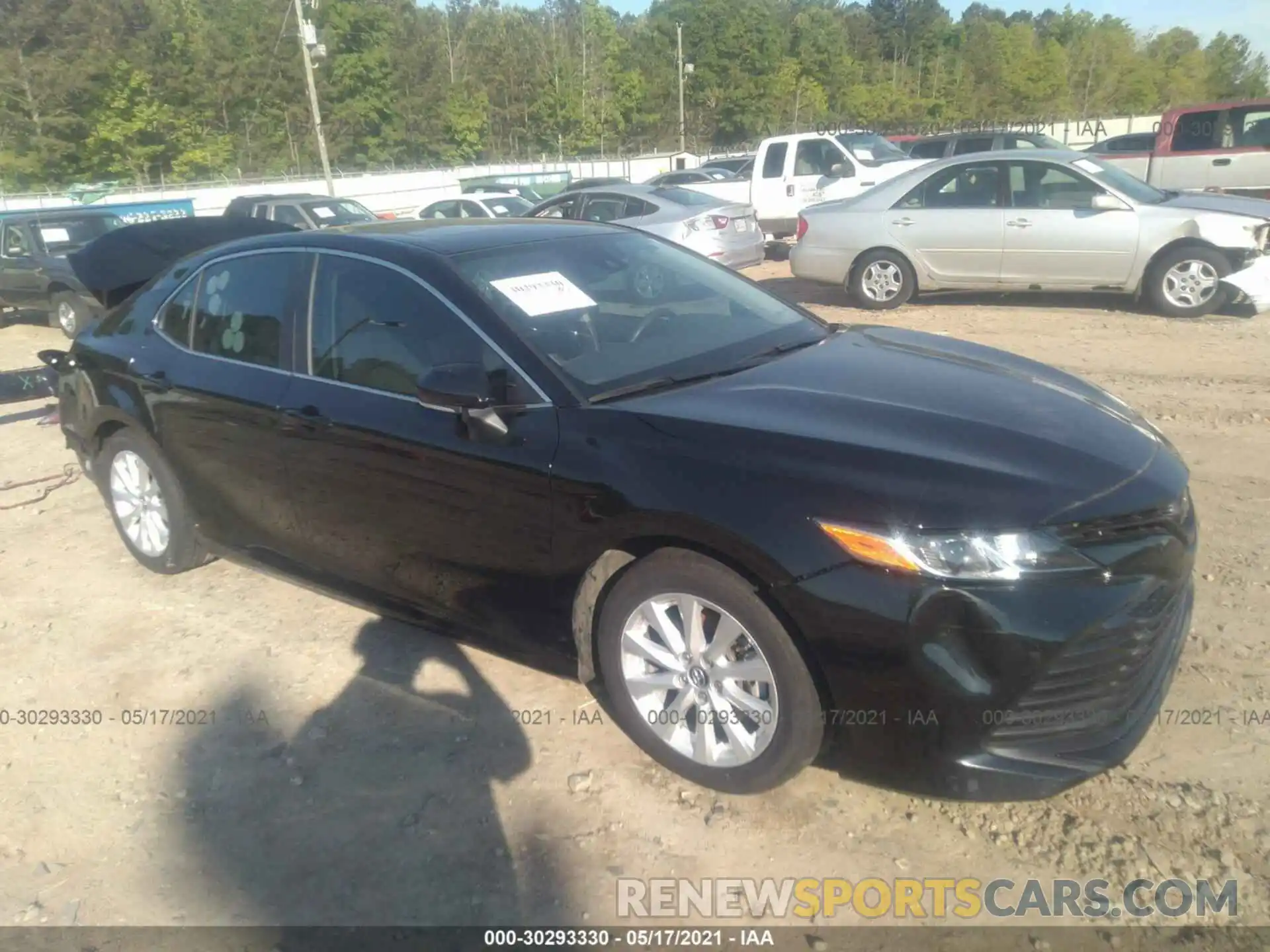 1 Photograph of a damaged car 4T1B11HK2KU815227 TOYOTA CAMRY 2019