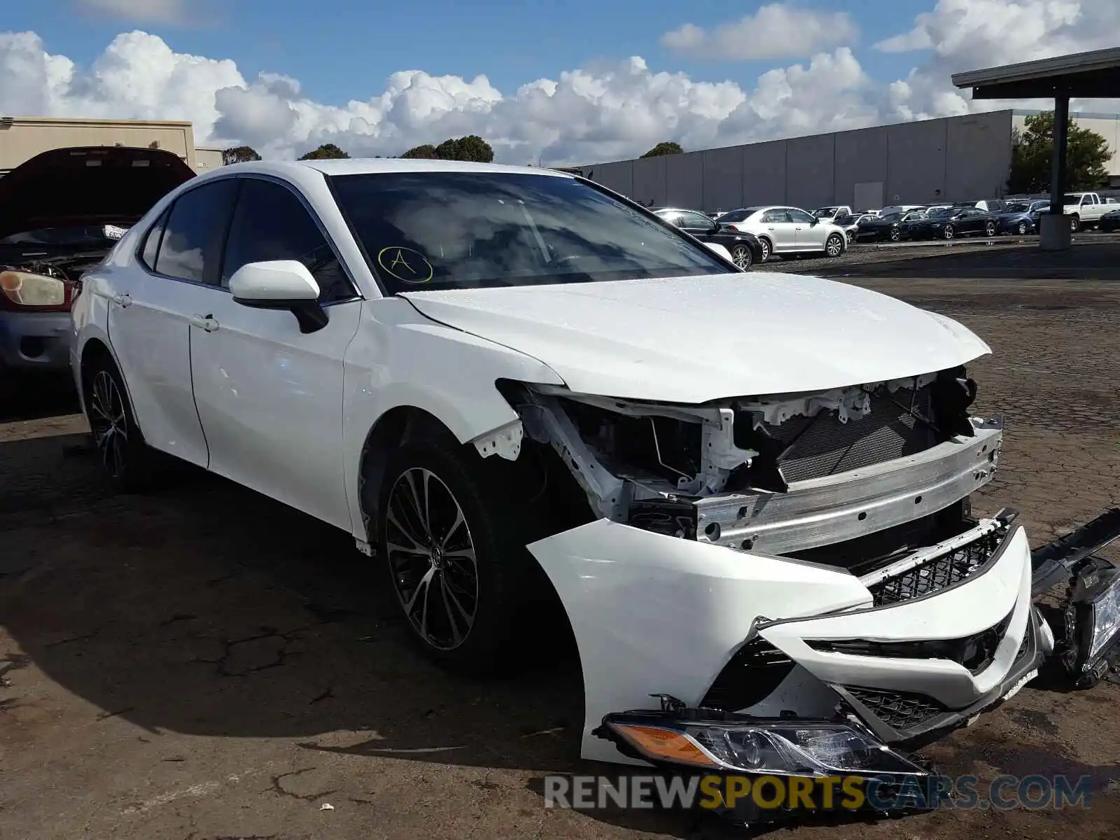 1 Photograph of a damaged car 4T1B11HK2KU815664 TOYOTA CAMRY 2019