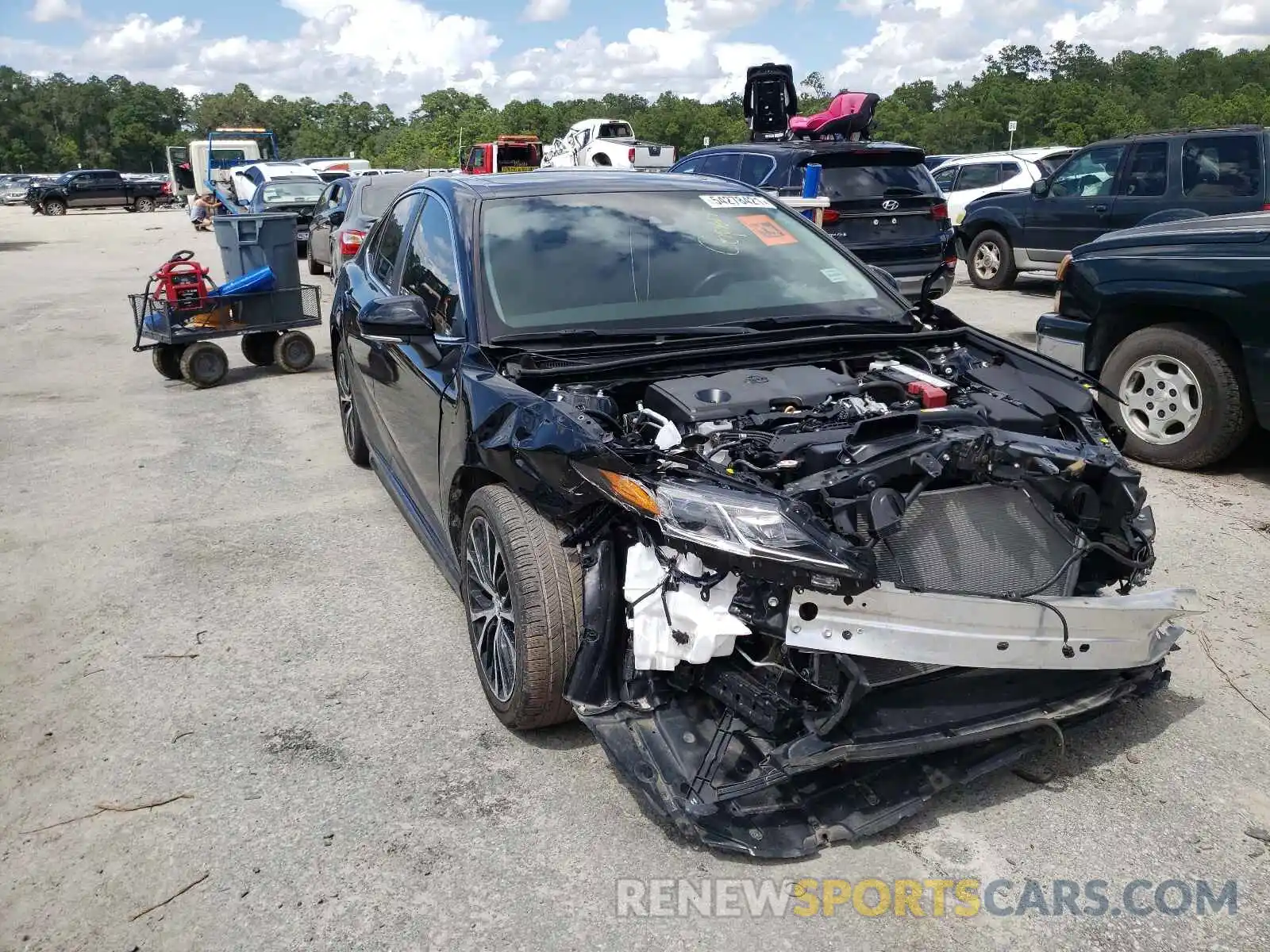 1 Photograph of a damaged car 4T1B11HK2KU818046 TOYOTA CAMRY 2019