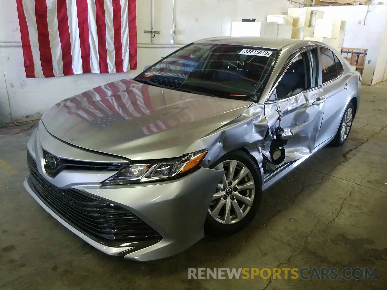 2 Photograph of a damaged car 4T1B11HK2KU818578 TOYOTA CAMRY 2019