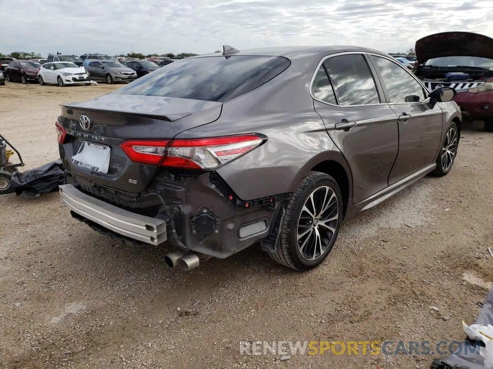 4 Photograph of a damaged car 4T1B11HK2KU819231 TOYOTA CAMRY 2019