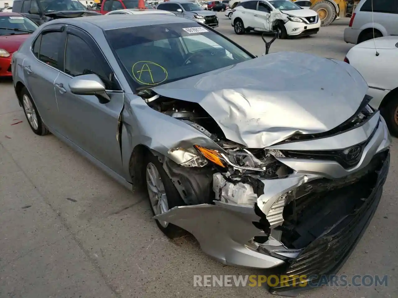 1 Photograph of a damaged car 4T1B11HK2KU820377 TOYOTA CAMRY 2019