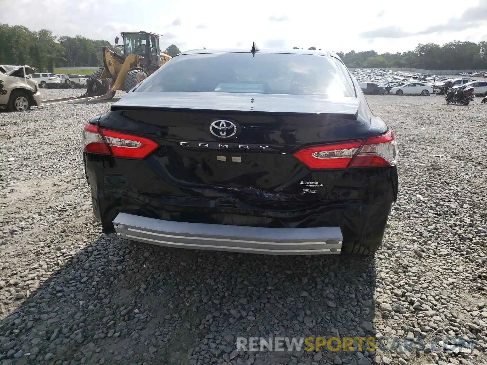 9 Photograph of a damaged car 4T1B11HK2KU824963 TOYOTA CAMRY 2019