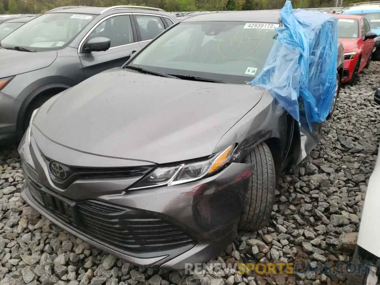 2 Photograph of a damaged car 4T1B11HK2KU825272 TOYOTA CAMRY 2019