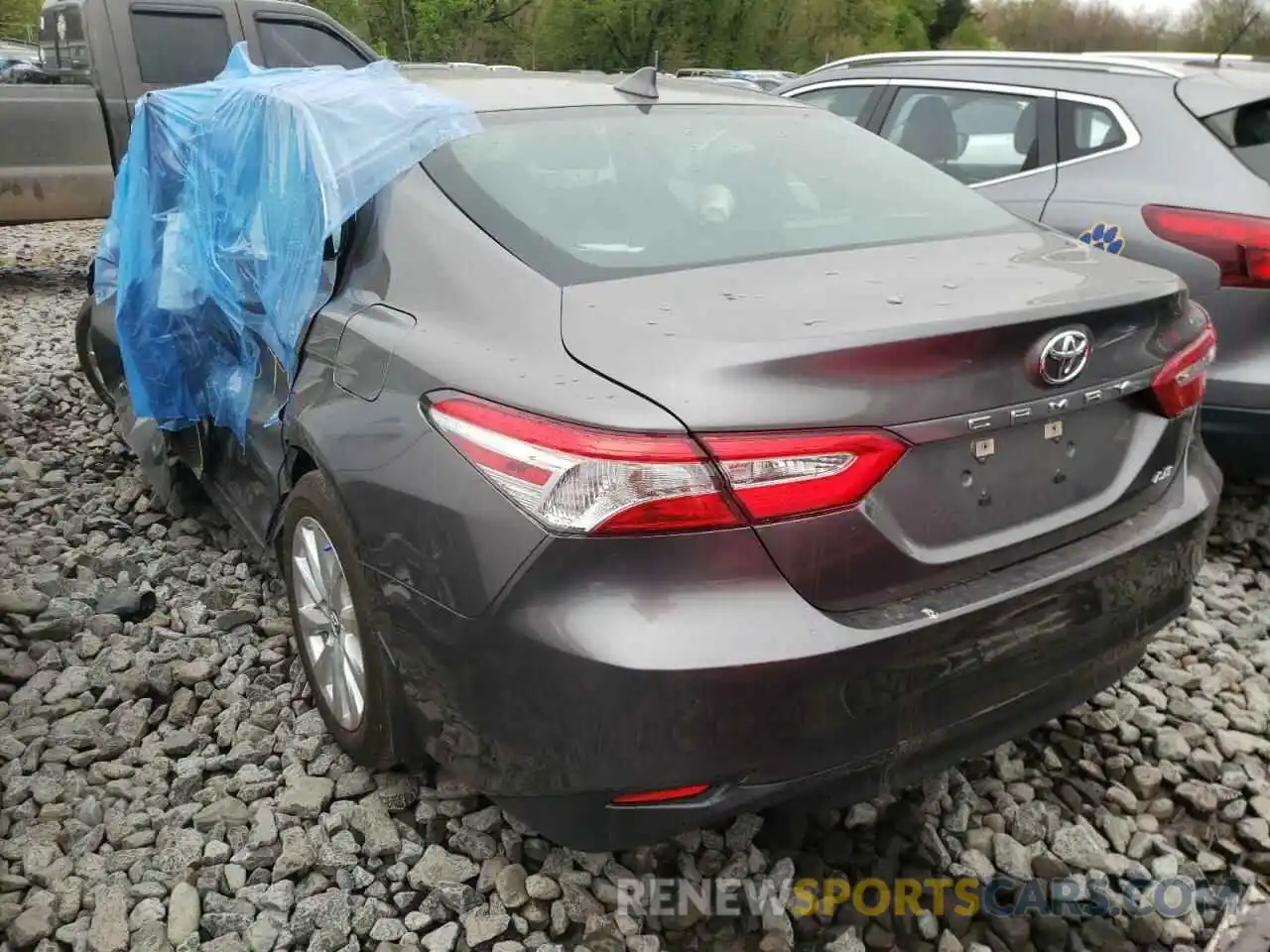 3 Photograph of a damaged car 4T1B11HK2KU825272 TOYOTA CAMRY 2019