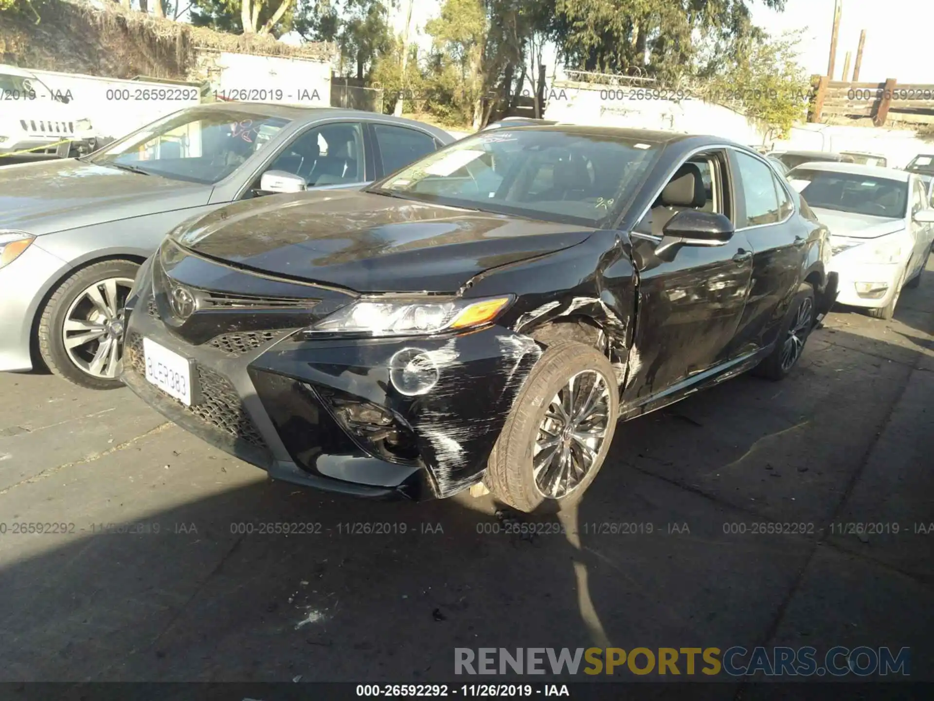 2 Photograph of a damaged car 4T1B11HK2KU827815 TOYOTA CAMRY 2019