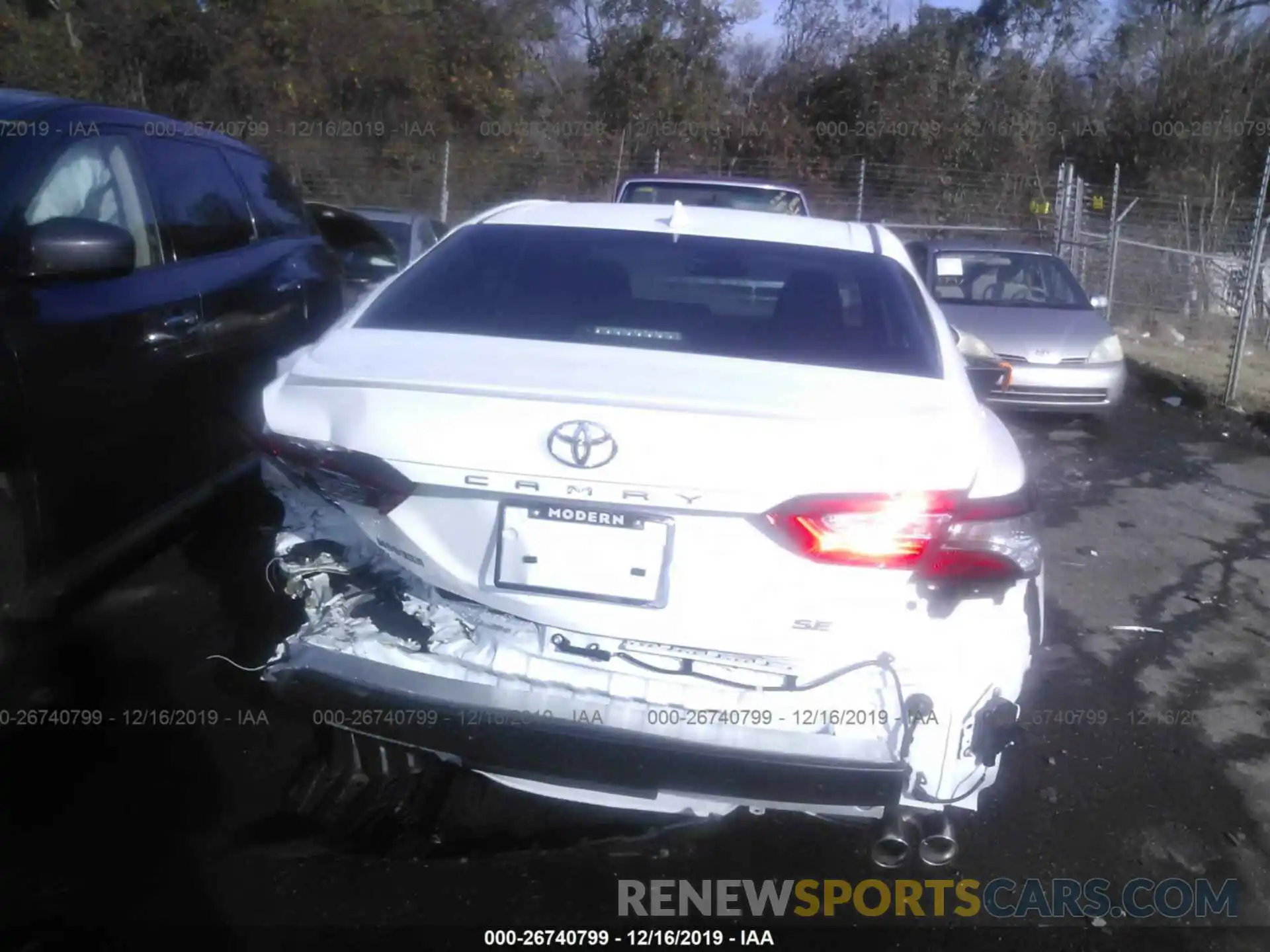 6 Photograph of a damaged car 4T1B11HK2KU827863 TOYOTA CAMRY 2019