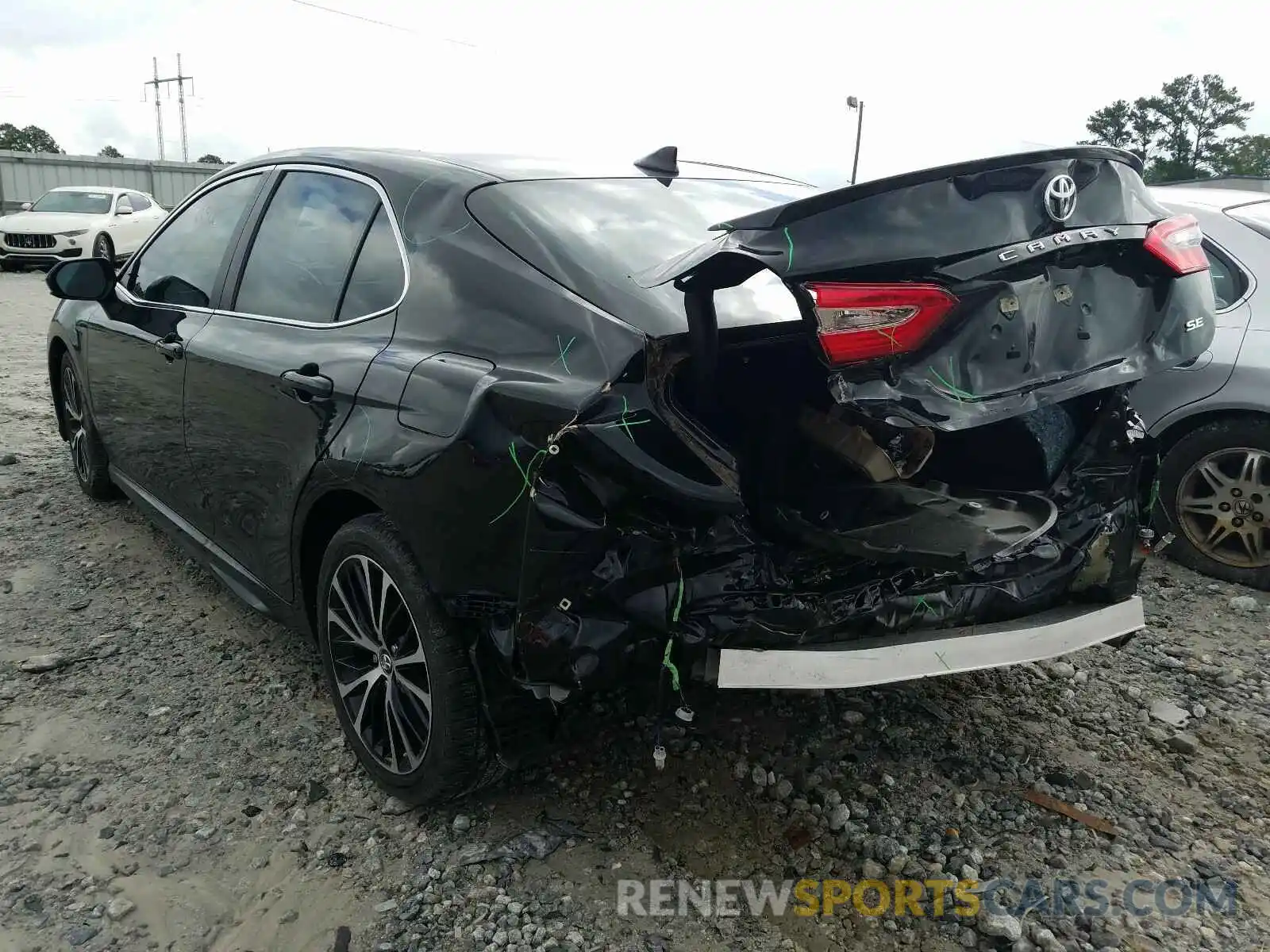 3 Photograph of a damaged car 4T1B11HK2KU830116 TOYOTA CAMRY 2019
