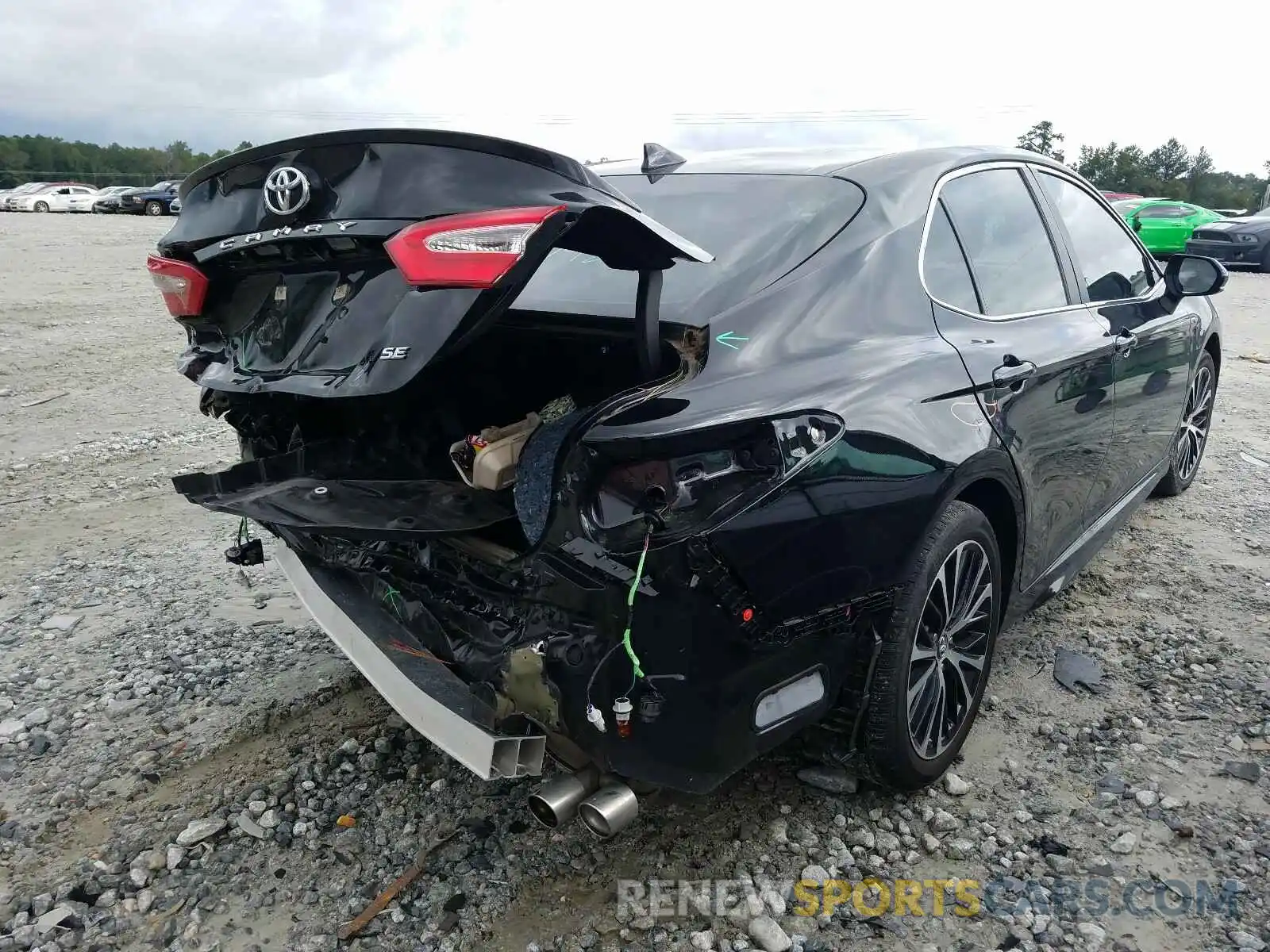 4 Photograph of a damaged car 4T1B11HK2KU830116 TOYOTA CAMRY 2019