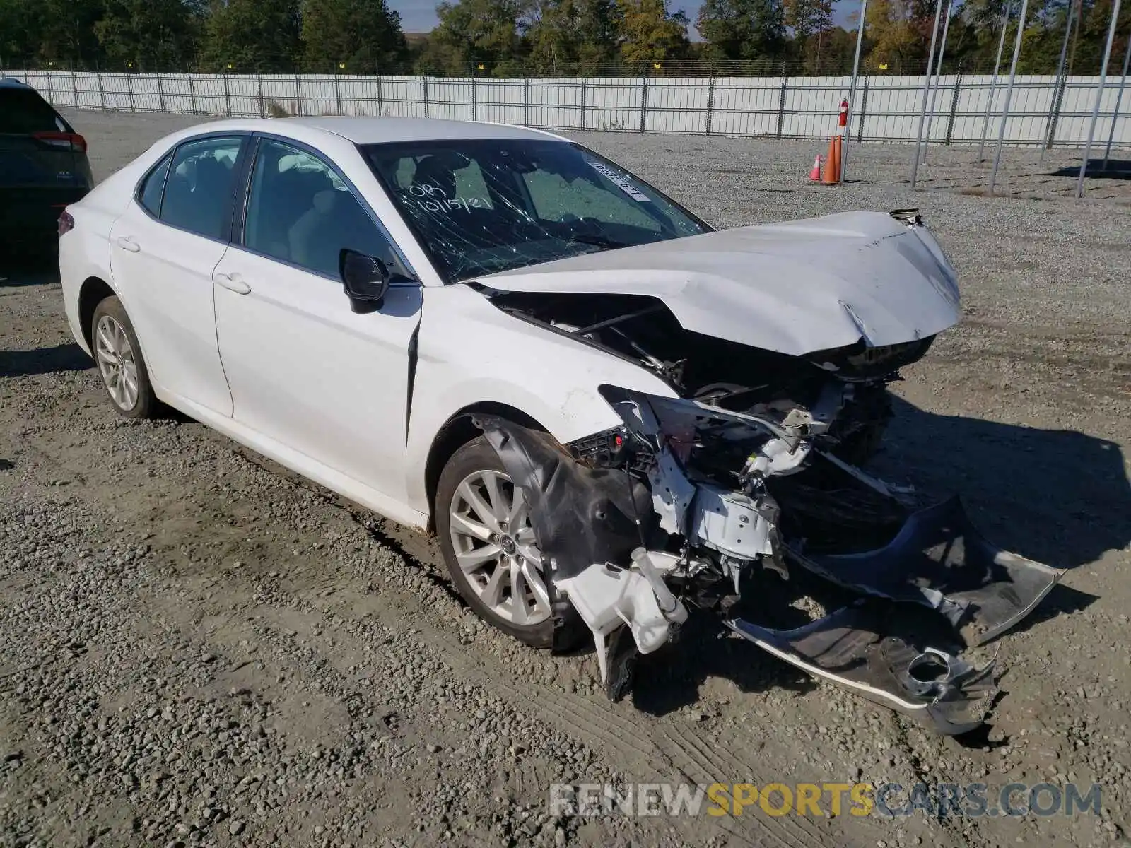 1 Photograph of a damaged car 4T1B11HK2KU830620 TOYOTA CAMRY 2019