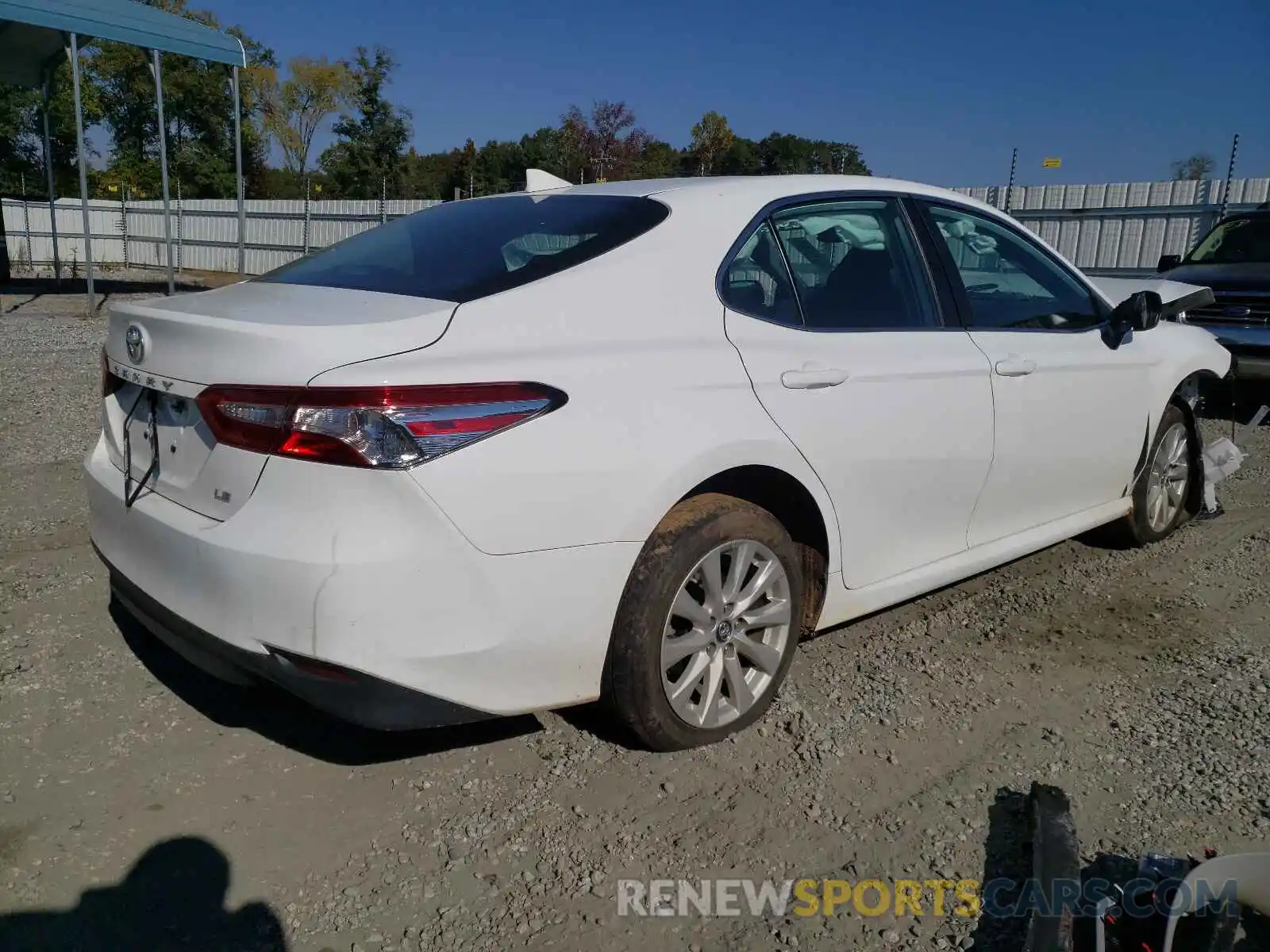 4 Photograph of a damaged car 4T1B11HK2KU830620 TOYOTA CAMRY 2019