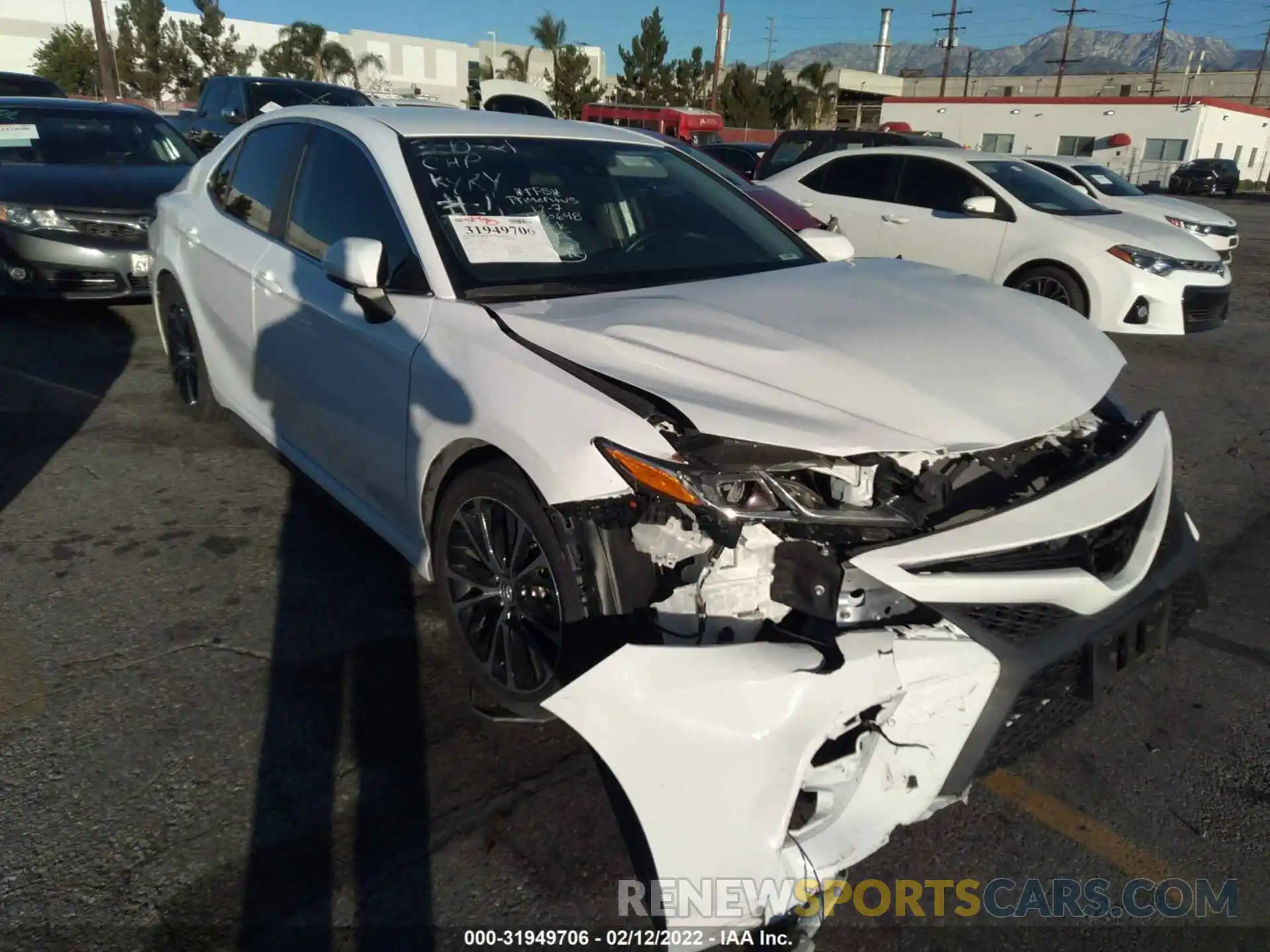 1 Photograph of a damaged car 4T1B11HK2KU830648 TOYOTA CAMRY 2019