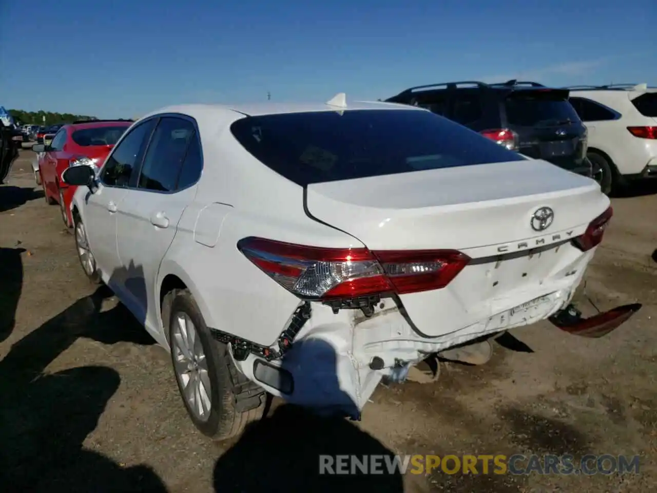 3 Фотография поврежденного автомобиля 4T1B11HK2KU832612 TOYOTA CAMRY 2019