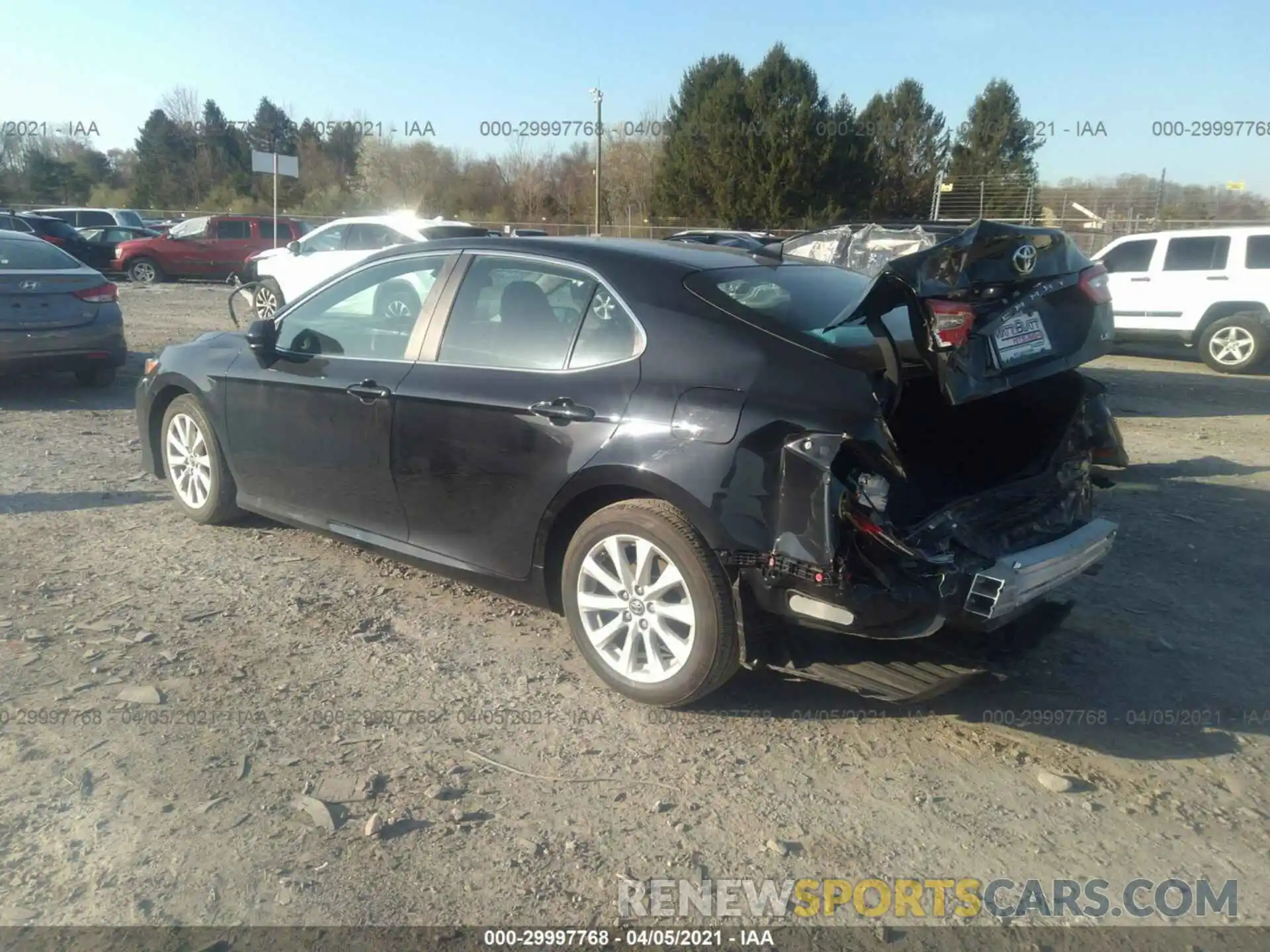 3 Photograph of a damaged car 4T1B11HK2KU834120 TOYOTA CAMRY 2019