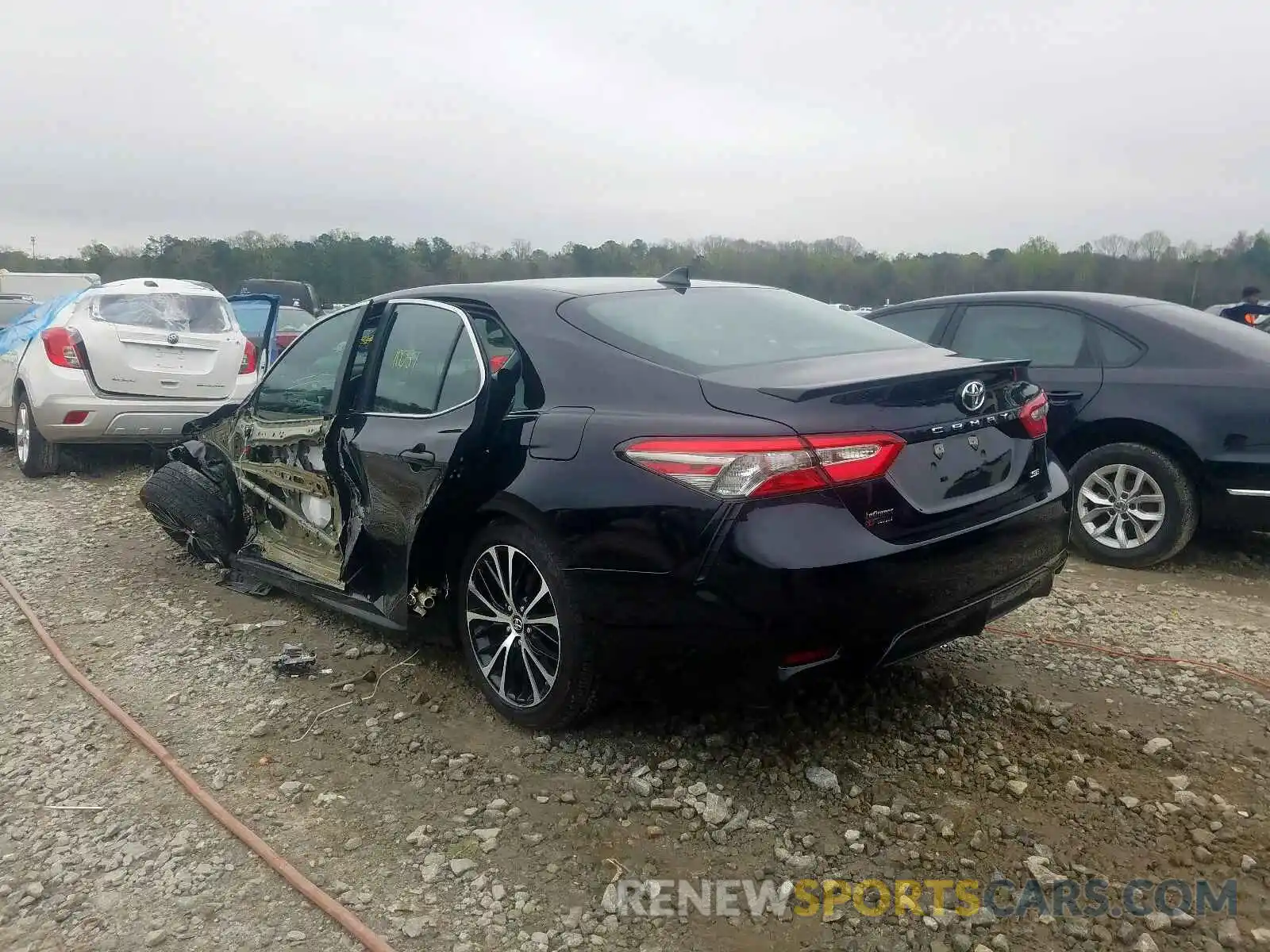 3 Photograph of a damaged car 4T1B11HK2KU835638 TOYOTA CAMRY 2019