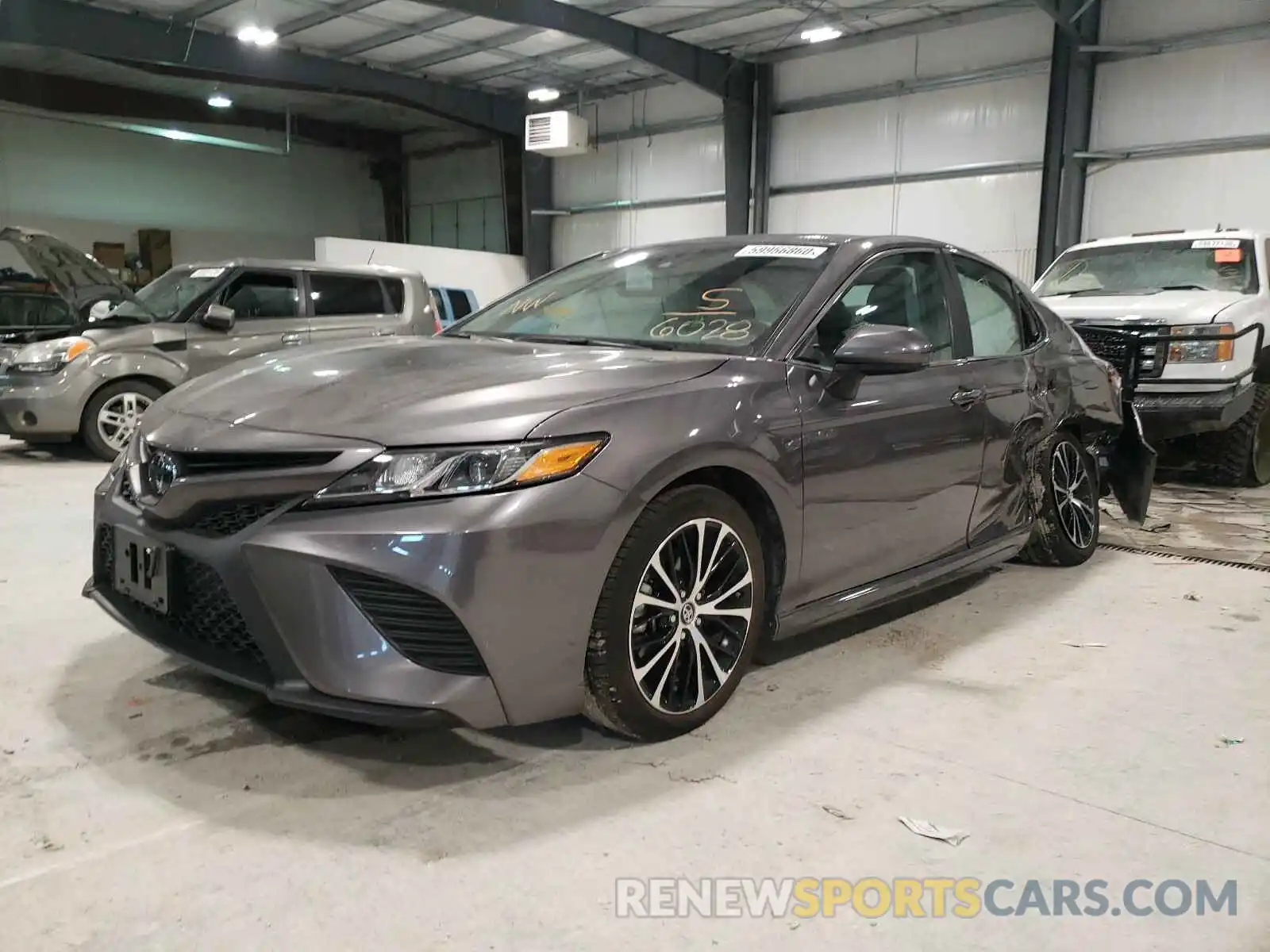 2 Photograph of a damaged car 4T1B11HK2KU836028 TOYOTA CAMRY 2019