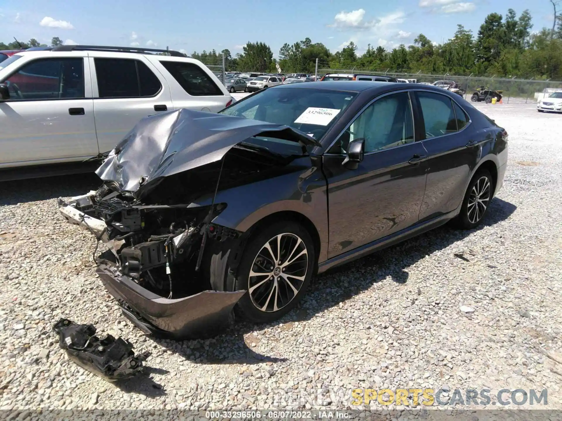 2 Photograph of a damaged car 4T1B11HK2KU836742 TOYOTA CAMRY 2019