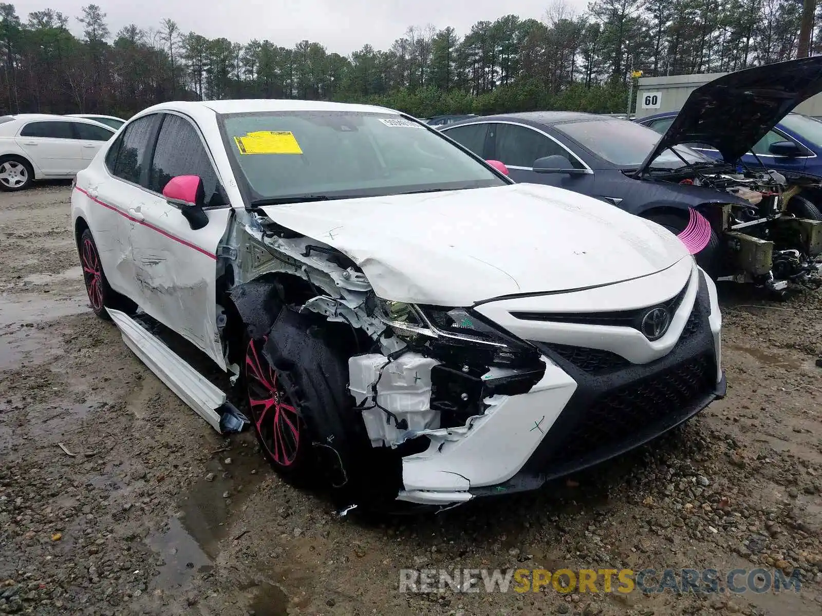 1 Photograph of a damaged car 4T1B11HK2KU840080 TOYOTA CAMRY 2019