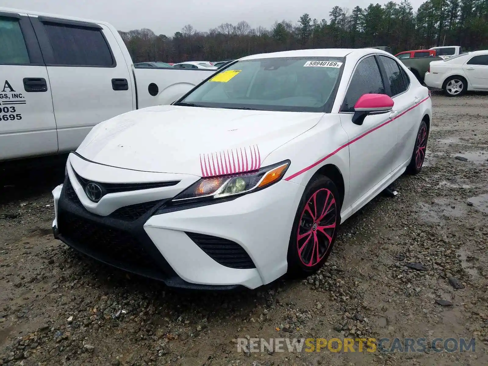 2 Photograph of a damaged car 4T1B11HK2KU840080 TOYOTA CAMRY 2019