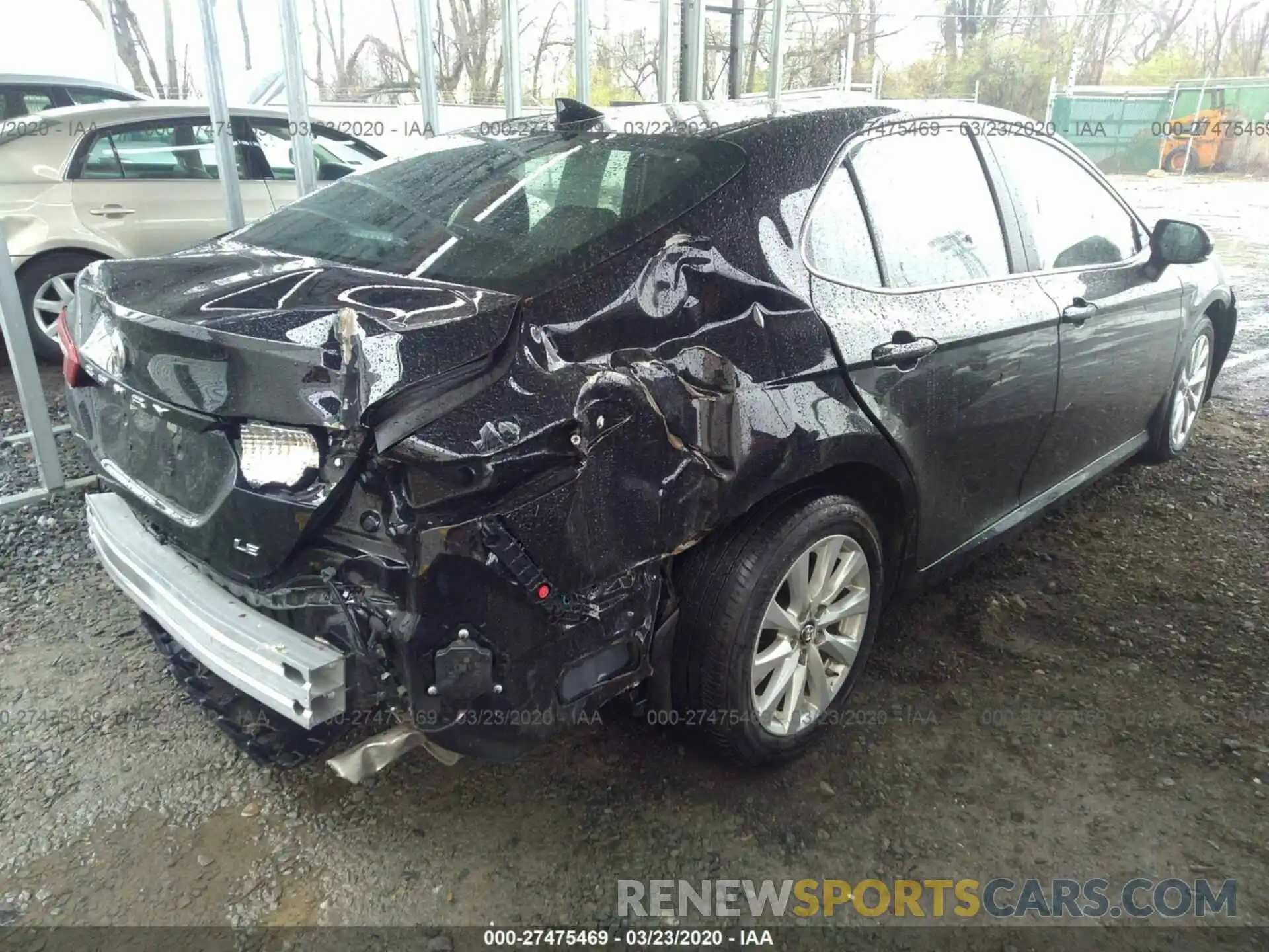 4 Photograph of a damaged car 4T1B11HK2KU842637 TOYOTA CAMRY 2019