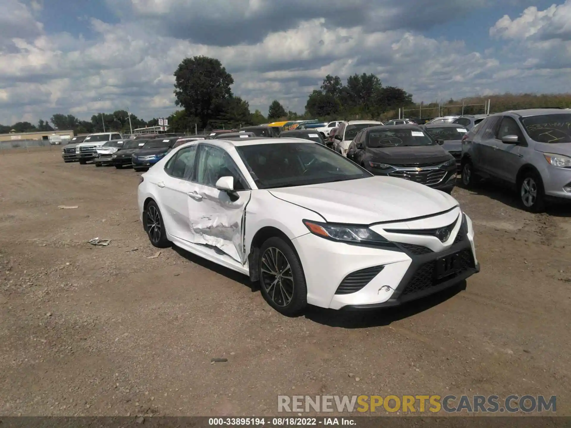 6 Photograph of a damaged car 4T1B11HK2KU846154 TOYOTA CAMRY 2019