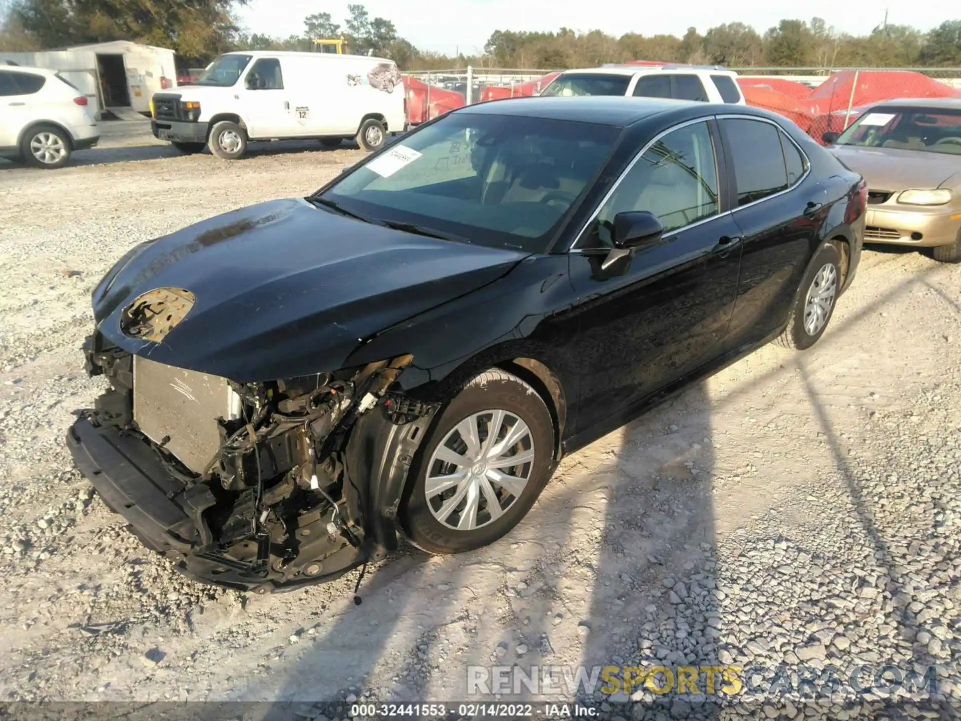 2 Photograph of a damaged car 4T1B11HK2KU846350 TOYOTA CAMRY 2019