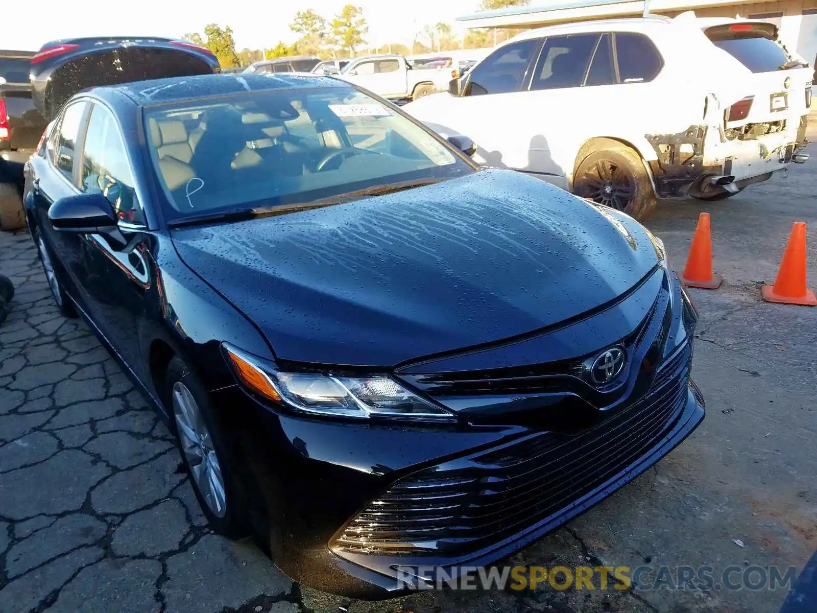 1 Photograph of a damaged car 4T1B11HK2KU847756 TOYOTA CAMRY 2019