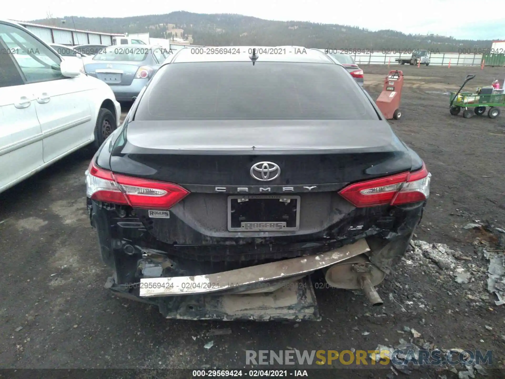 6 Photograph of a damaged car 4T1B11HK2KU849698 TOYOTA CAMRY 2019