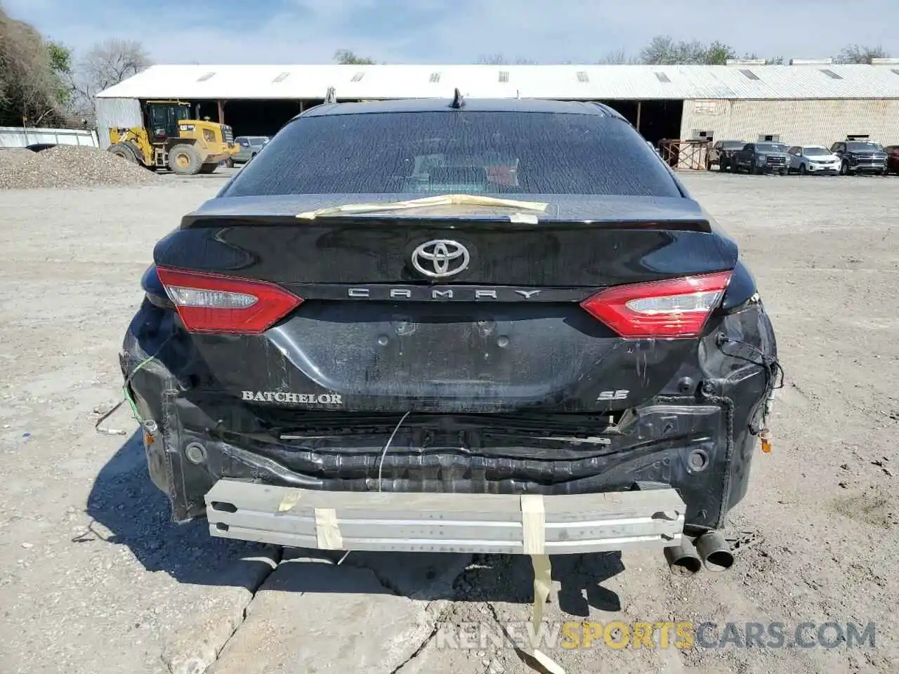 6 Photograph of a damaged car 4T1B11HK2KU849930 TOYOTA CAMRY 2019