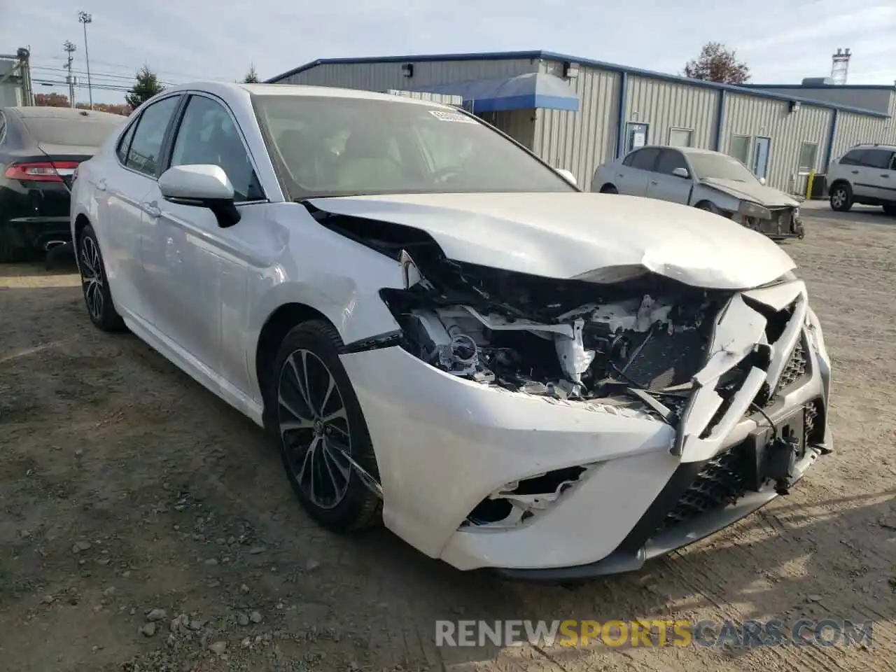 1 Photograph of a damaged car 4T1B11HK2KU851662 TOYOTA CAMRY 2019