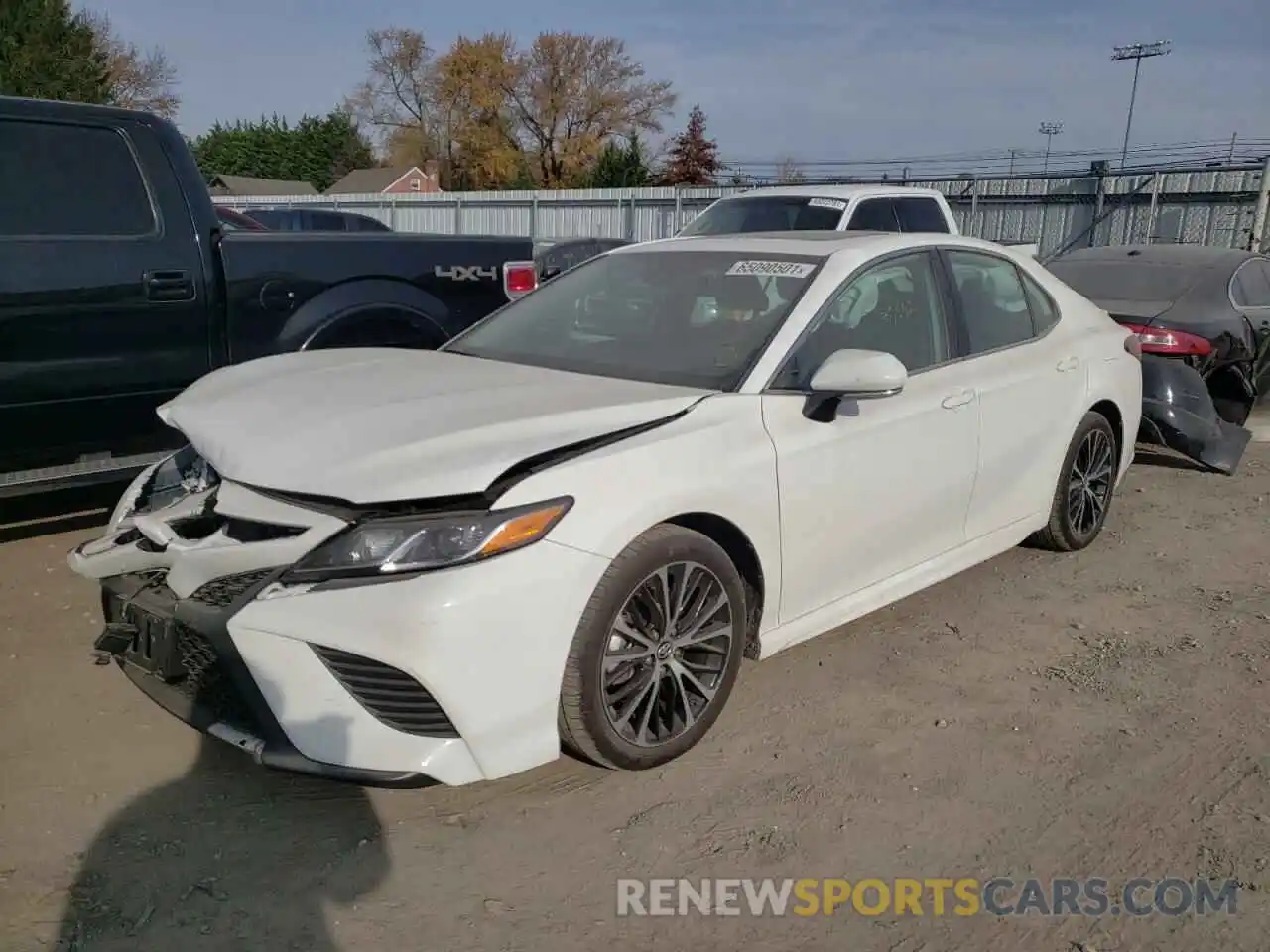 2 Photograph of a damaged car 4T1B11HK2KU851662 TOYOTA CAMRY 2019